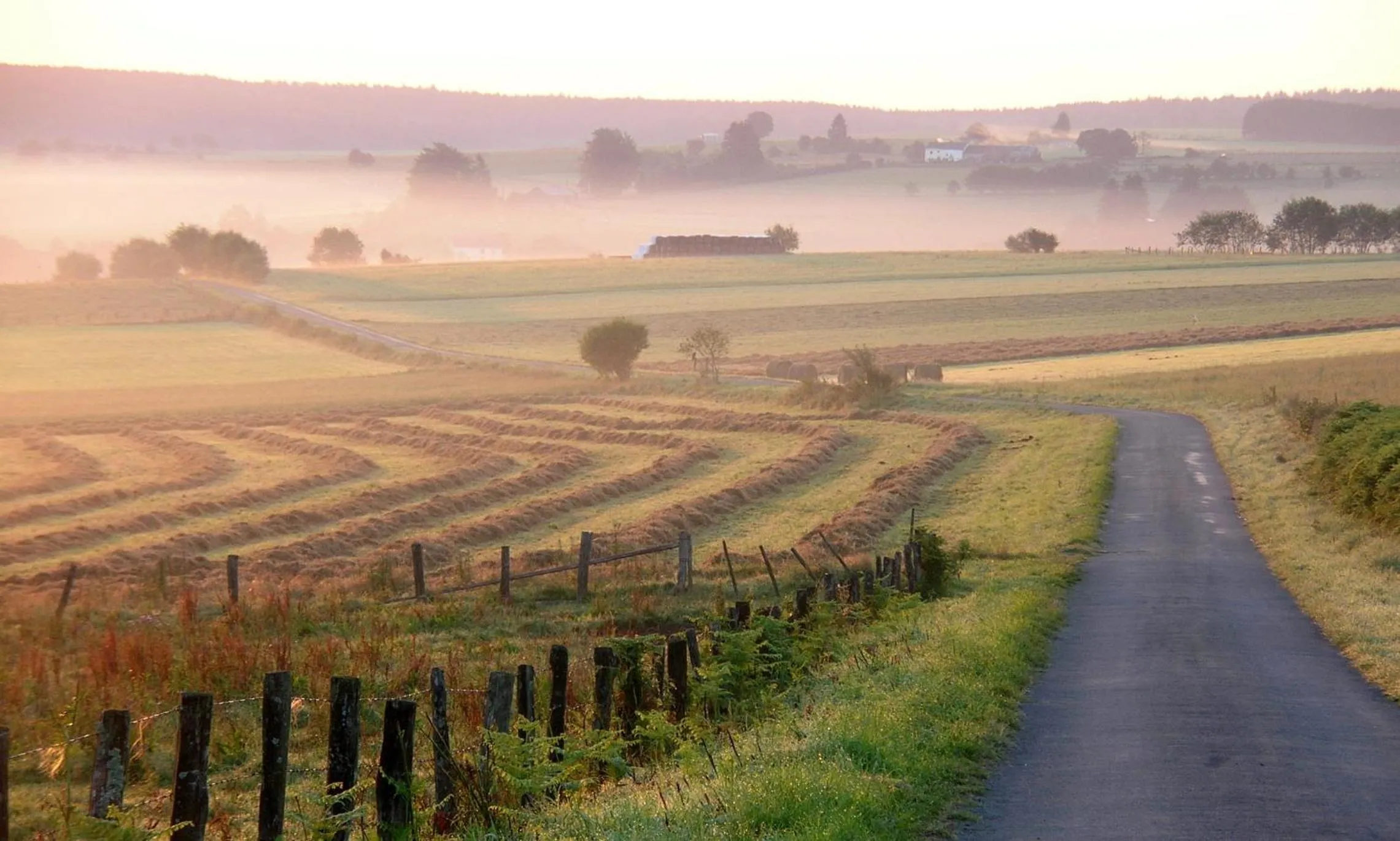 Natural landscape in Hôtel L'Amandier