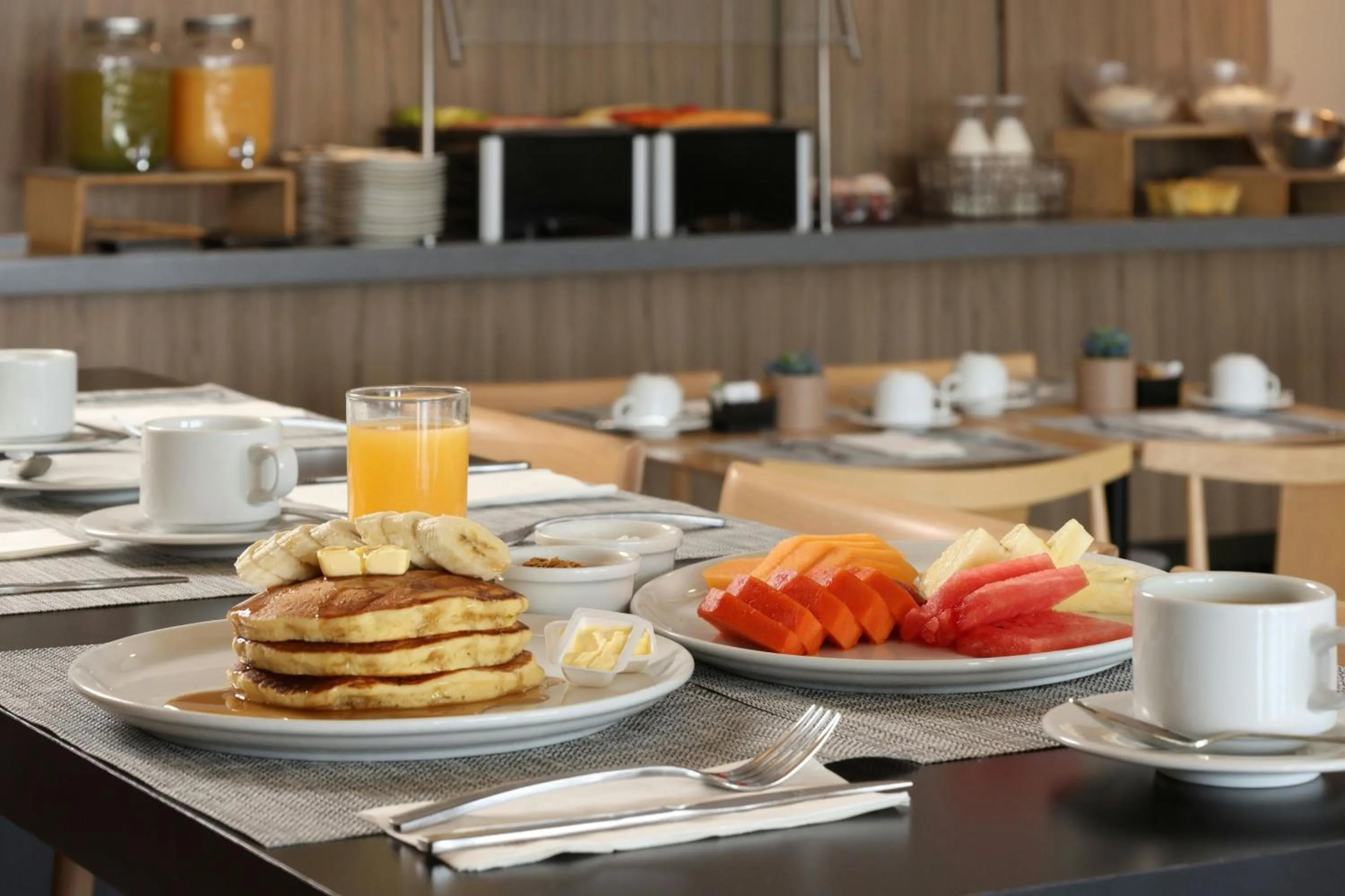 Breakfast in City Express Plus by Marriott Ciudad de México Mundo E