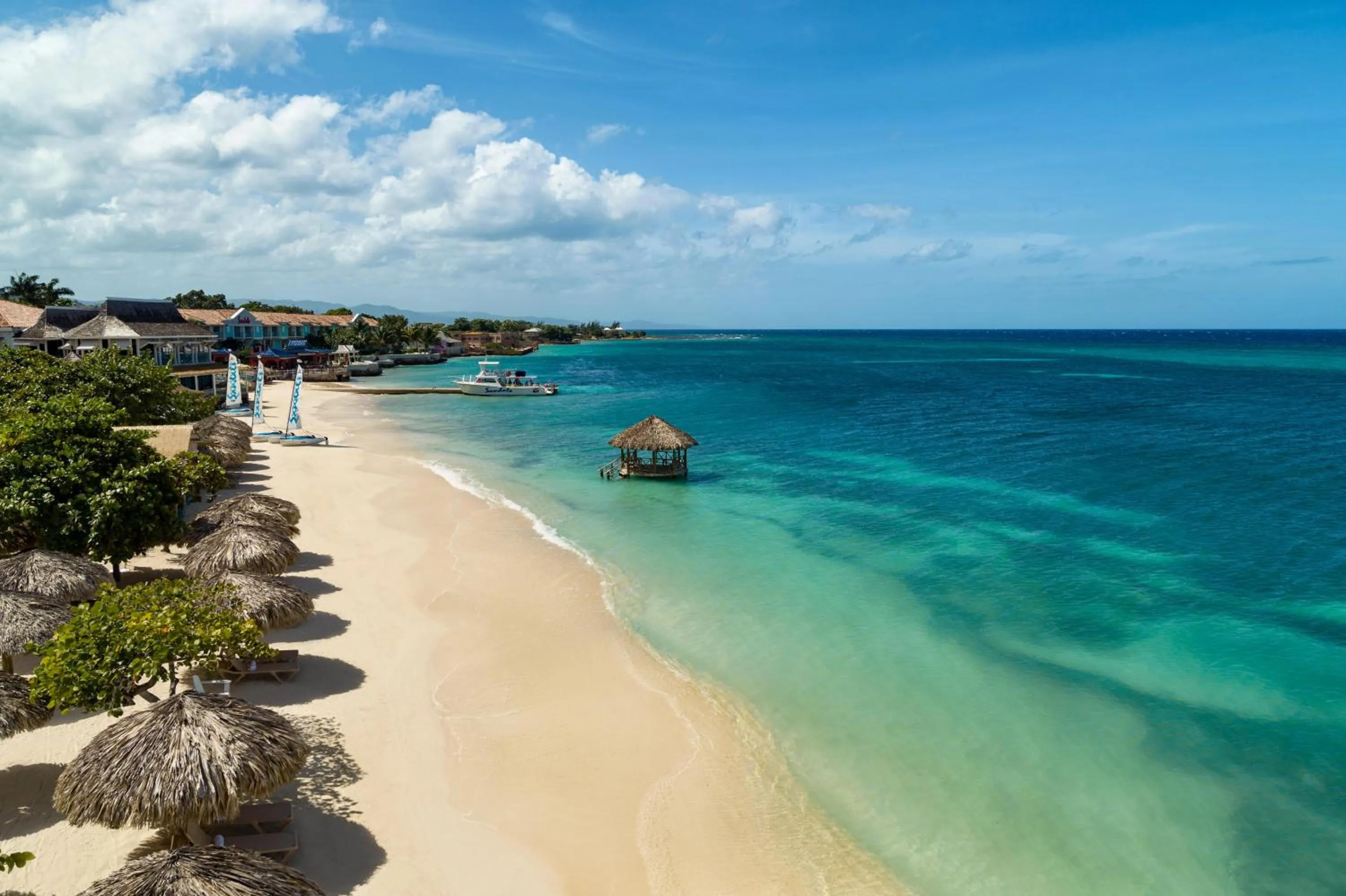 Beach in Sandals Montego Bay All Inclusive - Couples Only