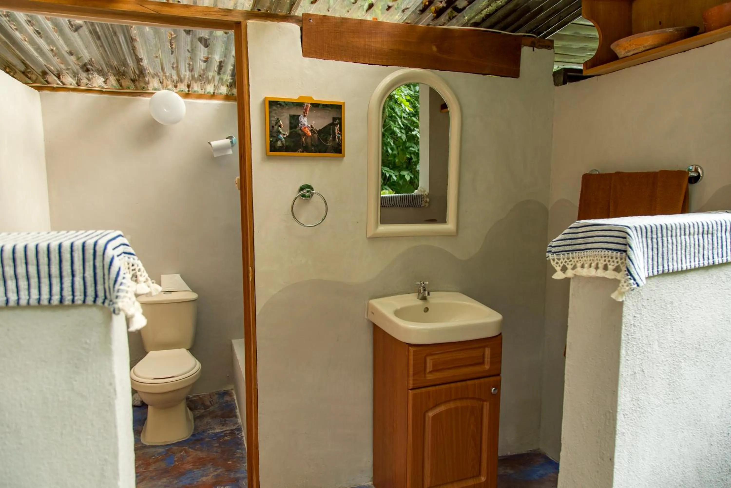 Double or Twin Room with Shared Bathroom in Hotel Mon Ami