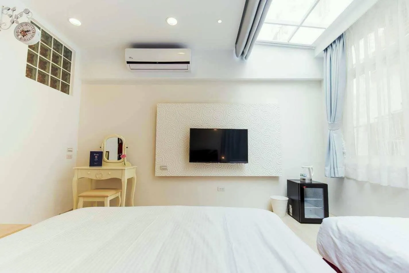 Bedroom, Bed in 瑞豐夜市 Welcome The Sun Enjoy The Moon