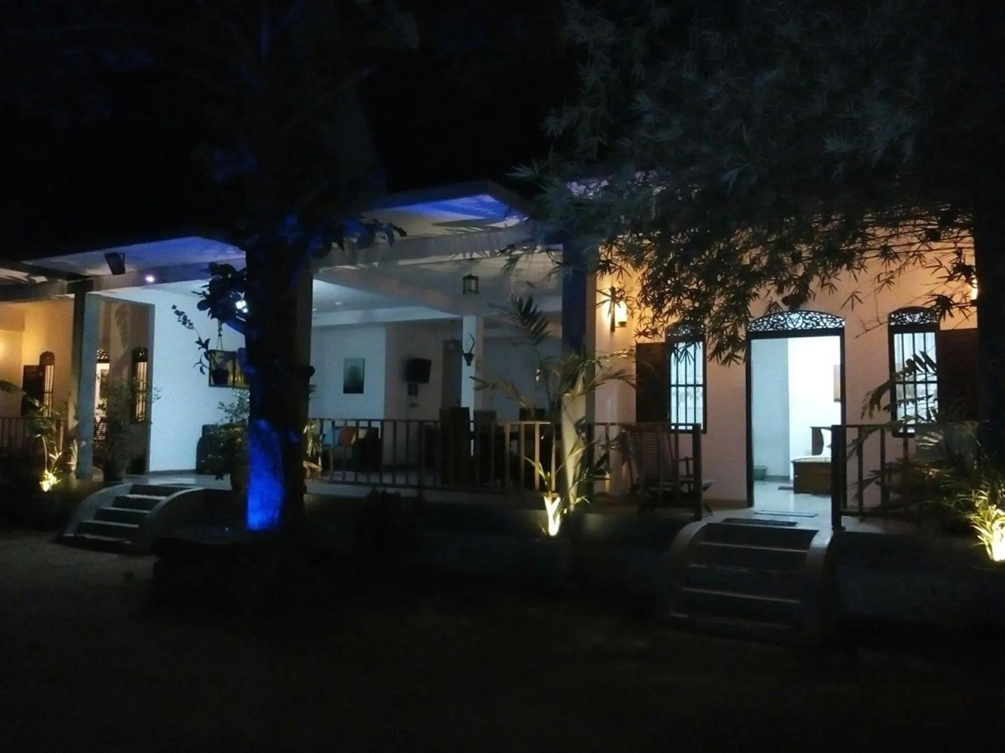 Facade/entrance in Ging View Villa