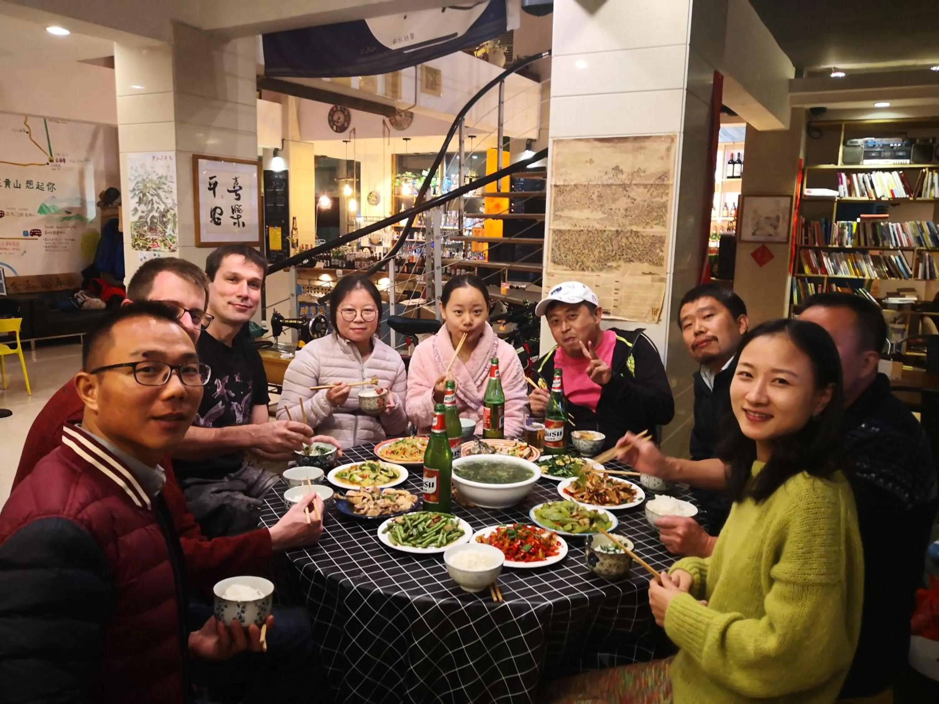 Restaurant/places to eat in Kunlun International Youth Hostel