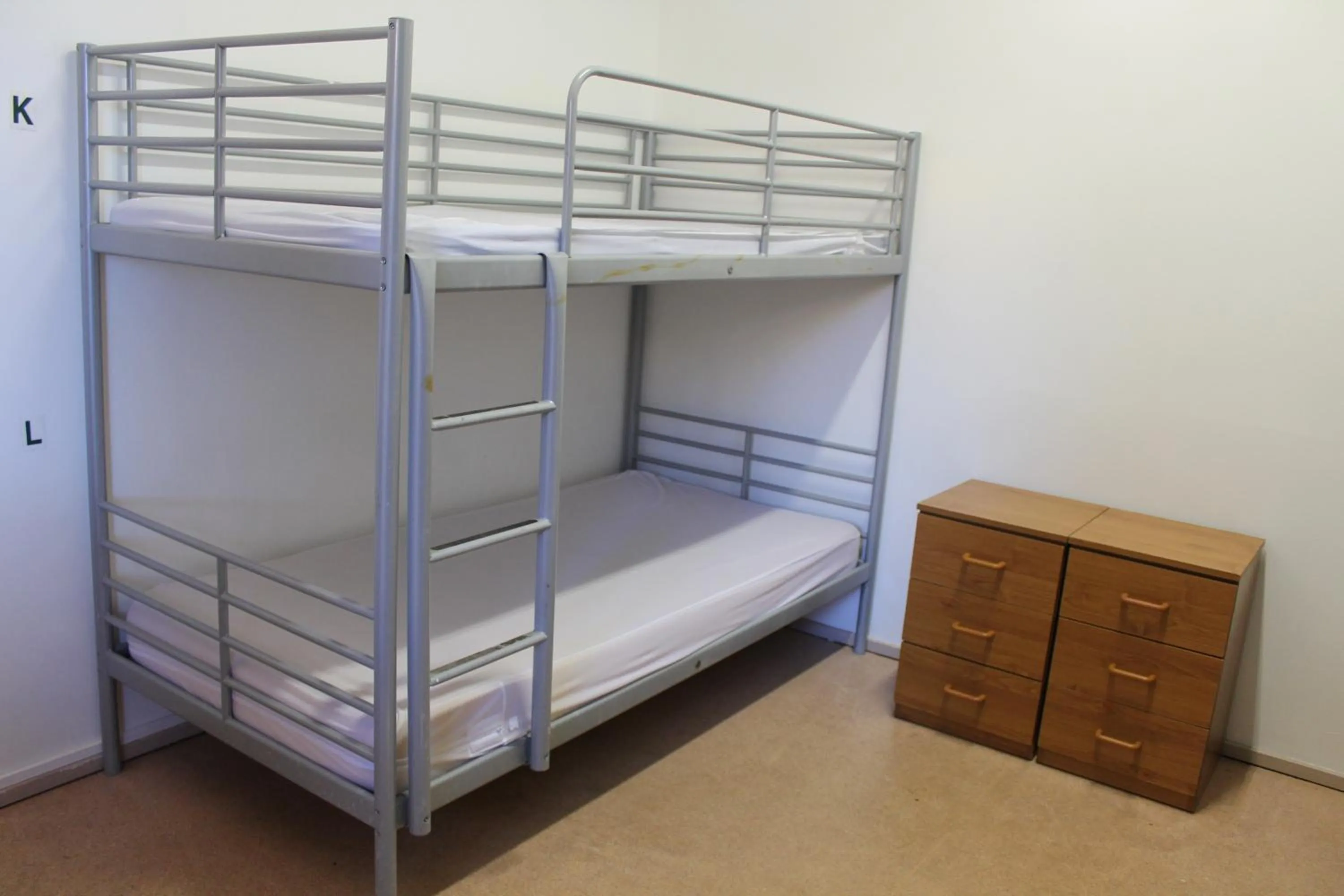 bunk bed, Bed in Roebuck Bay Backpackers