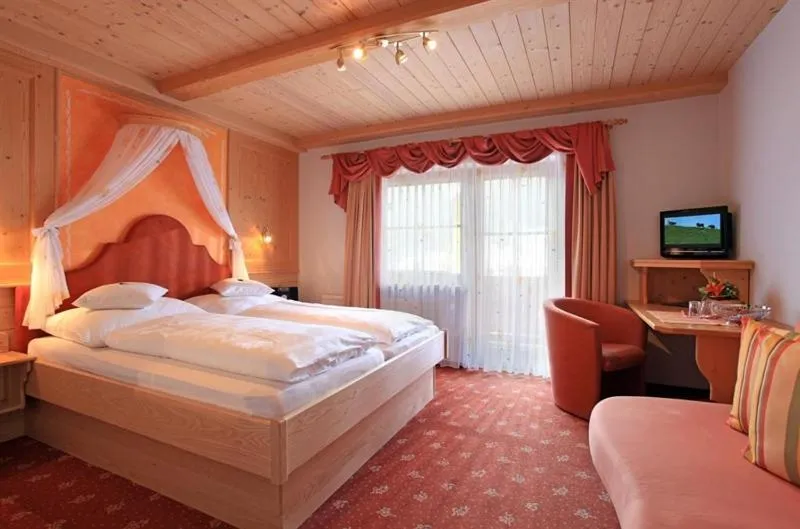Bed in Pension Sunnberg