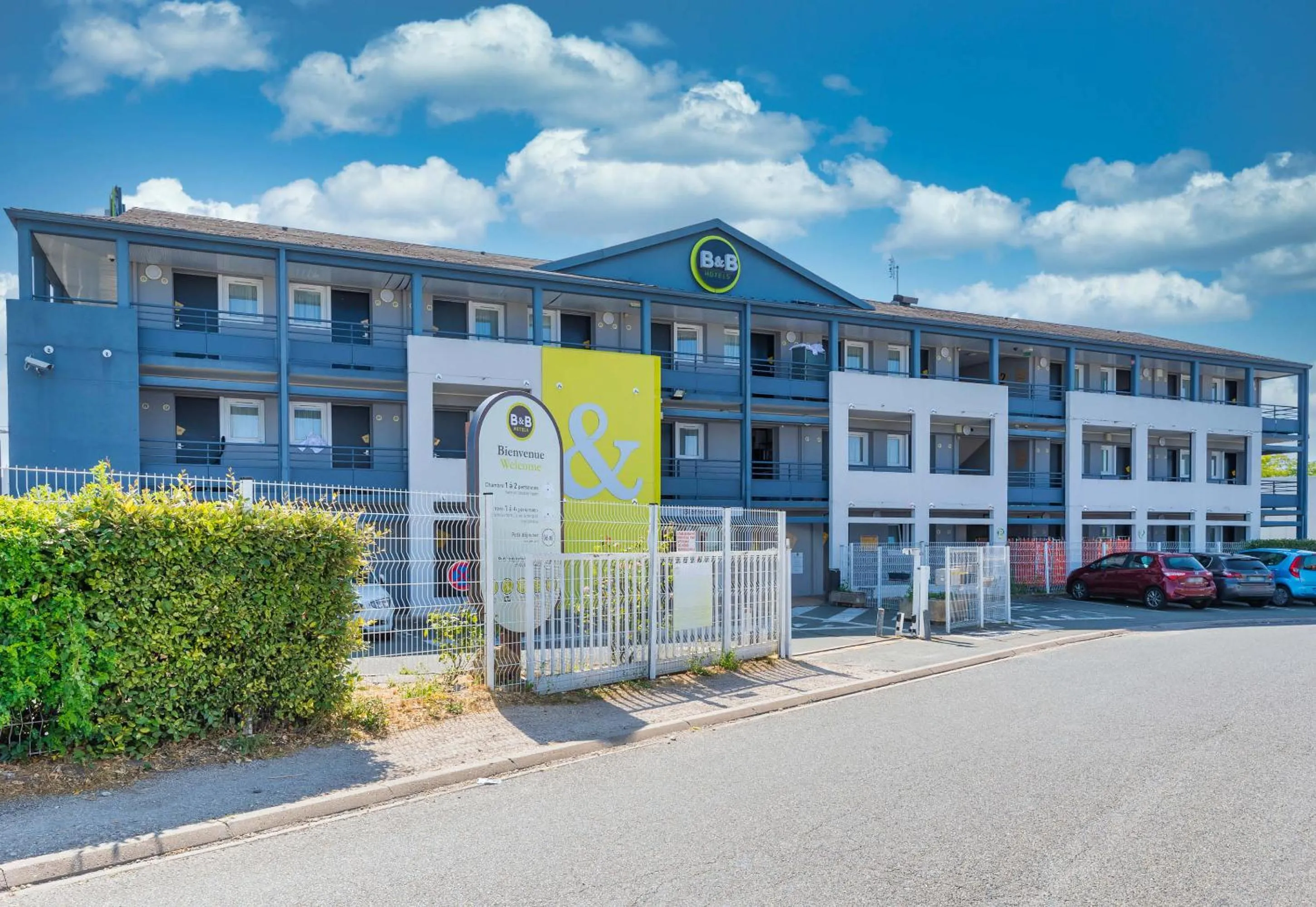 Property building in B&B HOTEL Orléans Ouest La Chapelle-Saint-Mesmin