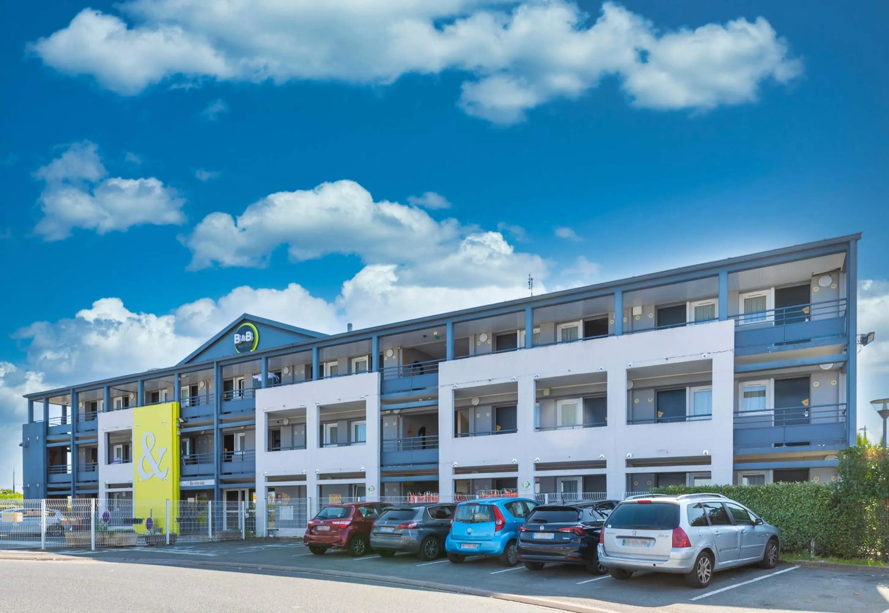 Property building in B&B HOTEL Orléans Ouest La Chapelle-Saint-Mesmin