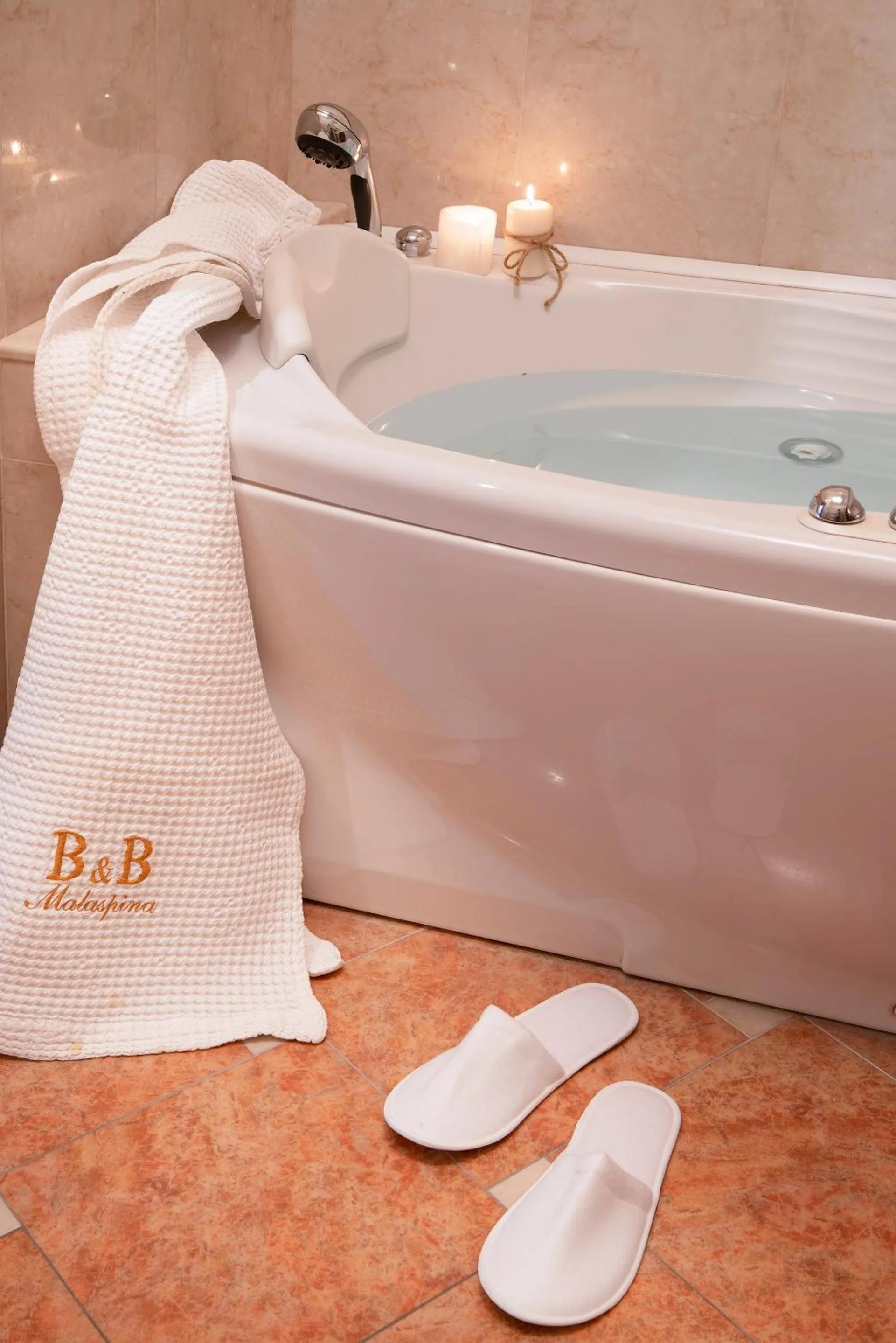 Bathroom in Palazzo Malaspina B&B