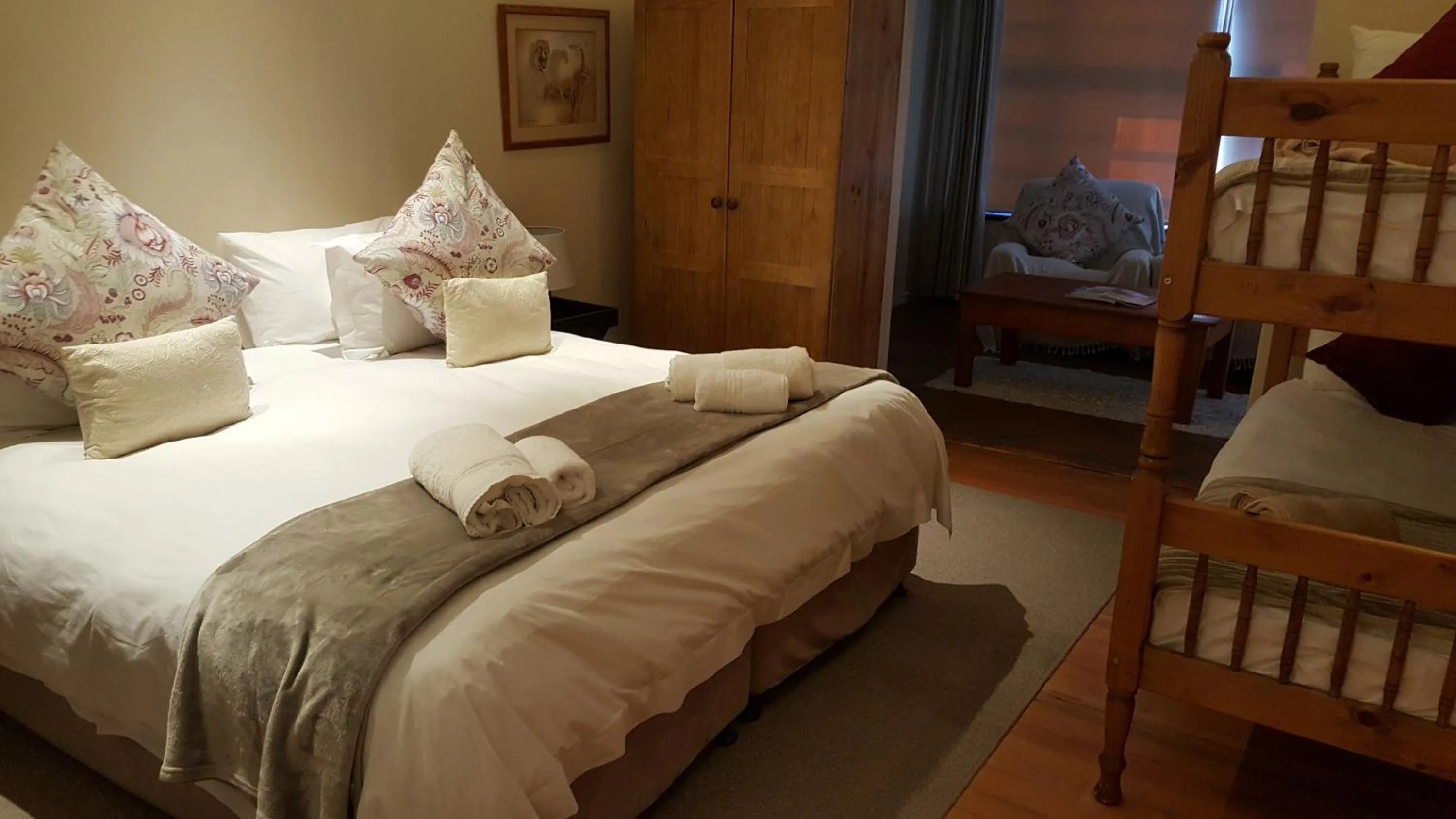 Superior Family Room in Copperpot Guesthouse