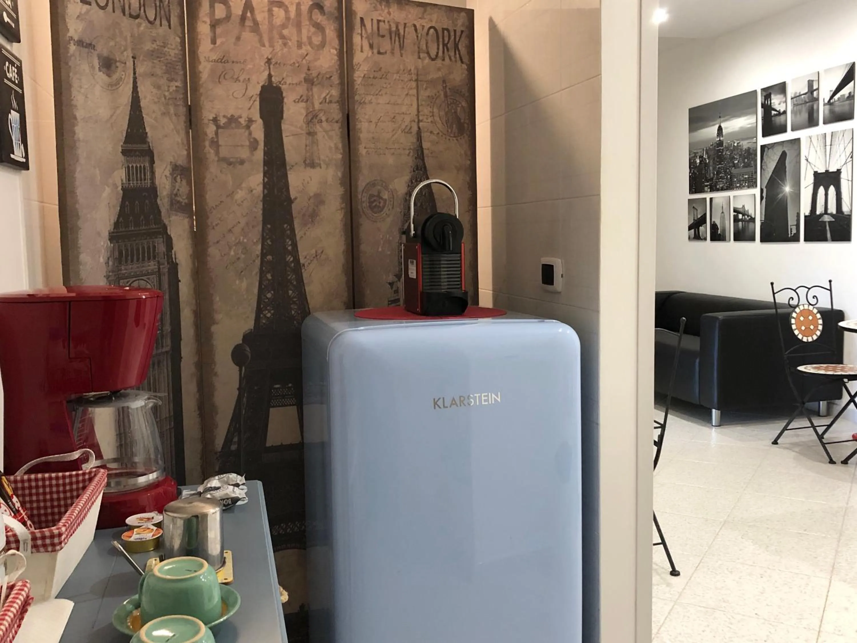 Coffee/tea facilities in Hibiscus