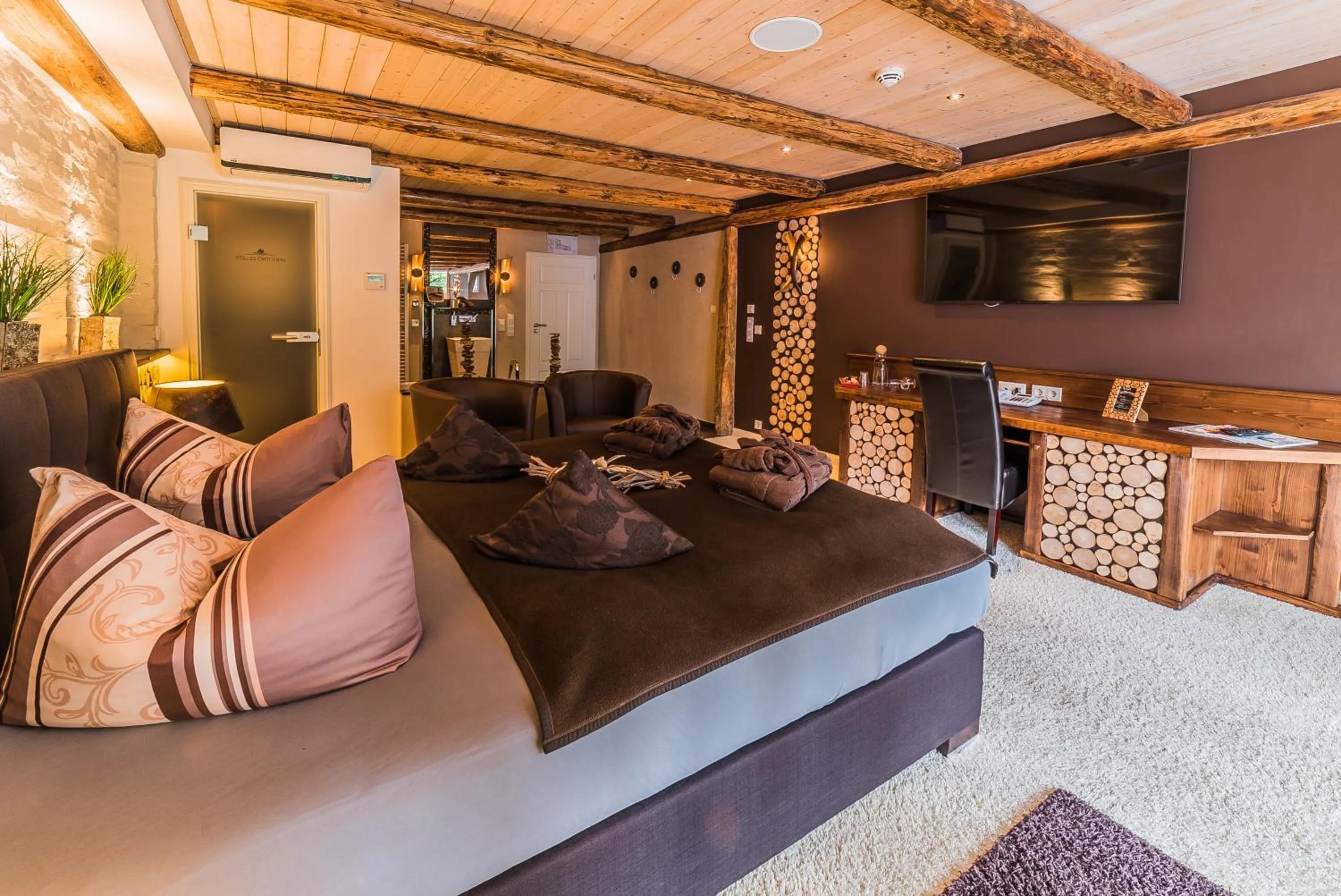 Photo of the whole room in Hotel SPA VILLA Beauty & Wellness Resort