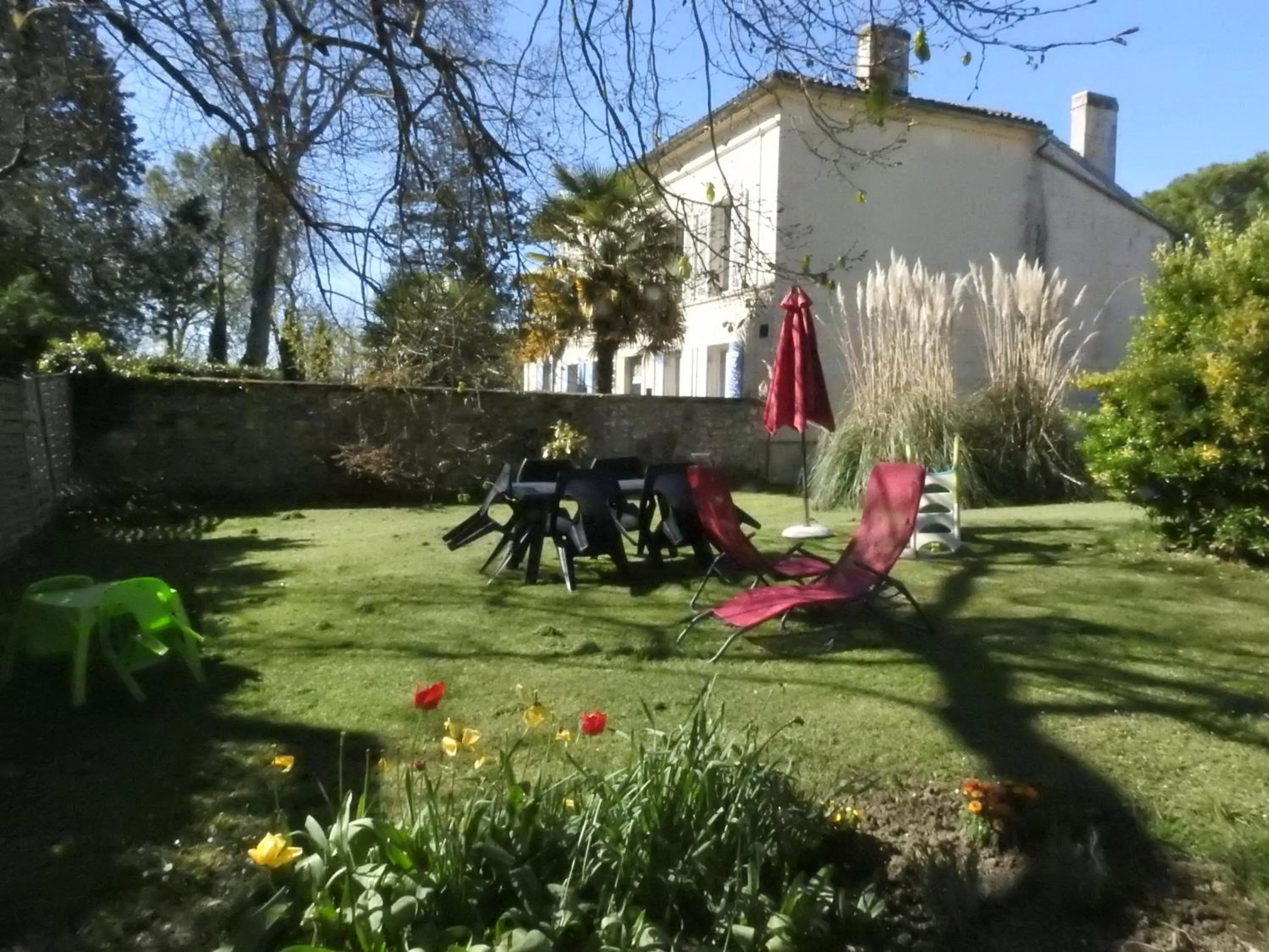 Property building in Les Demeures de la Laigne