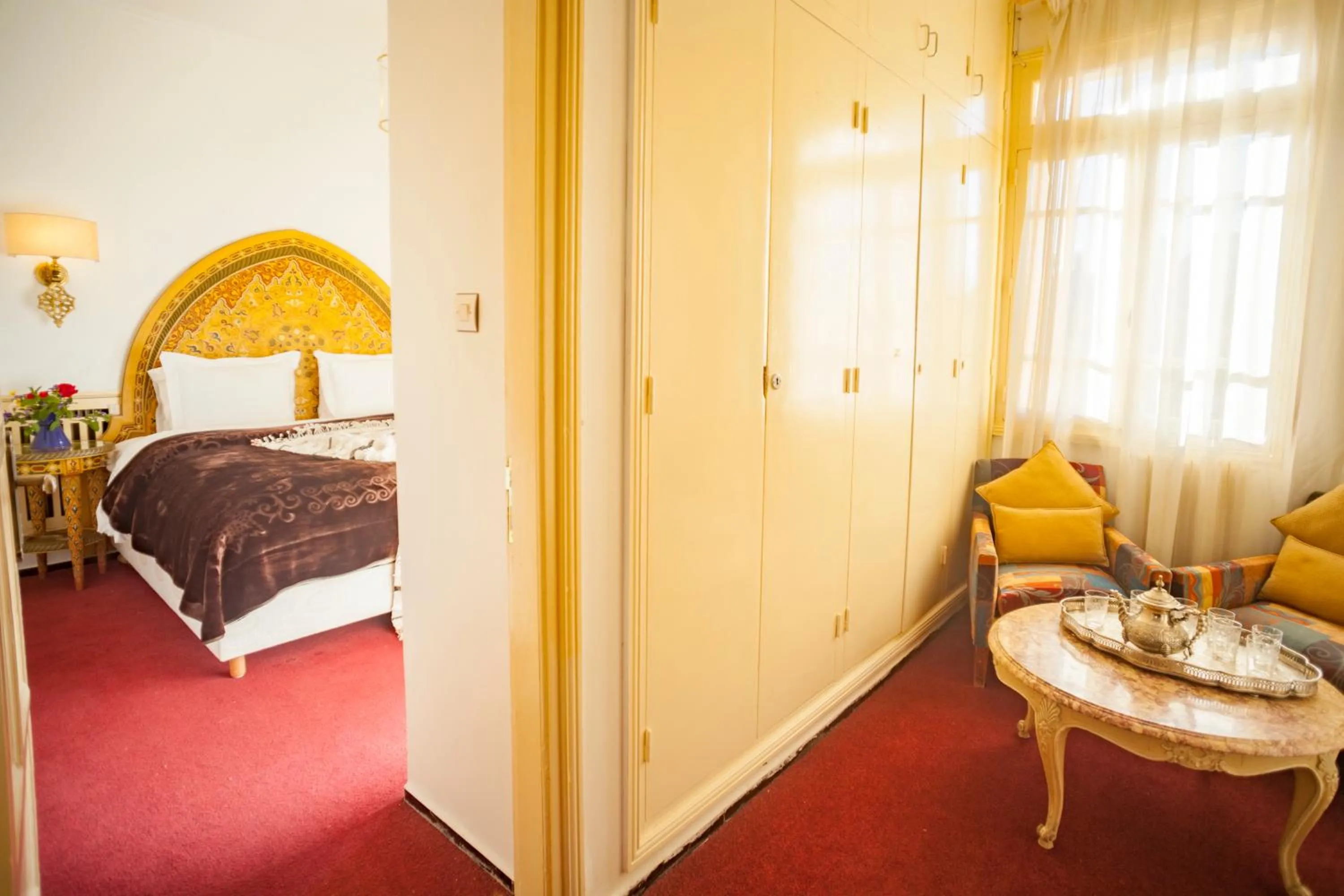 TV and multimedia, Bed in Villa Pomme d'Or