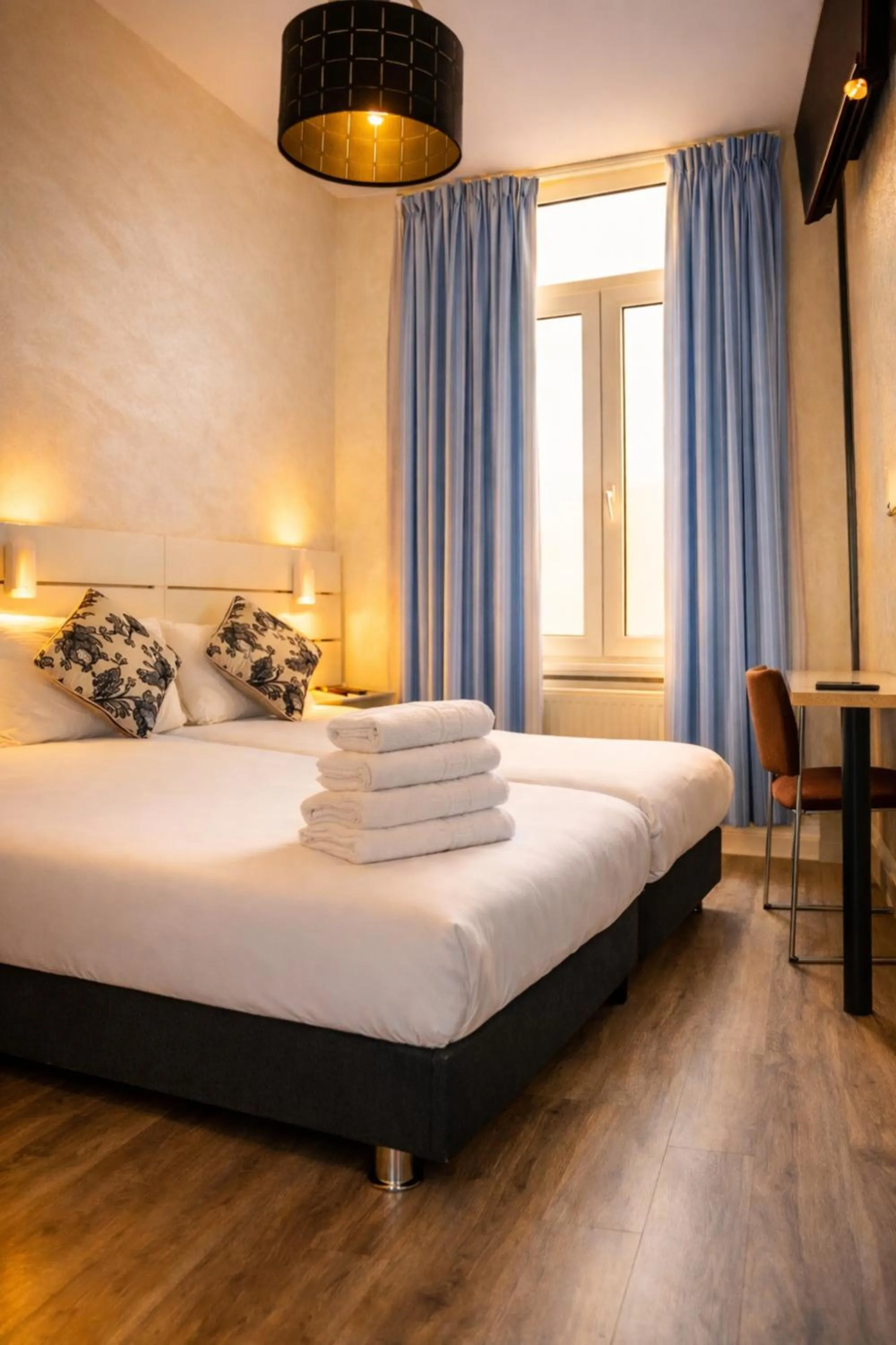 Bed in Hotel Le Centenaire Brussels Expo