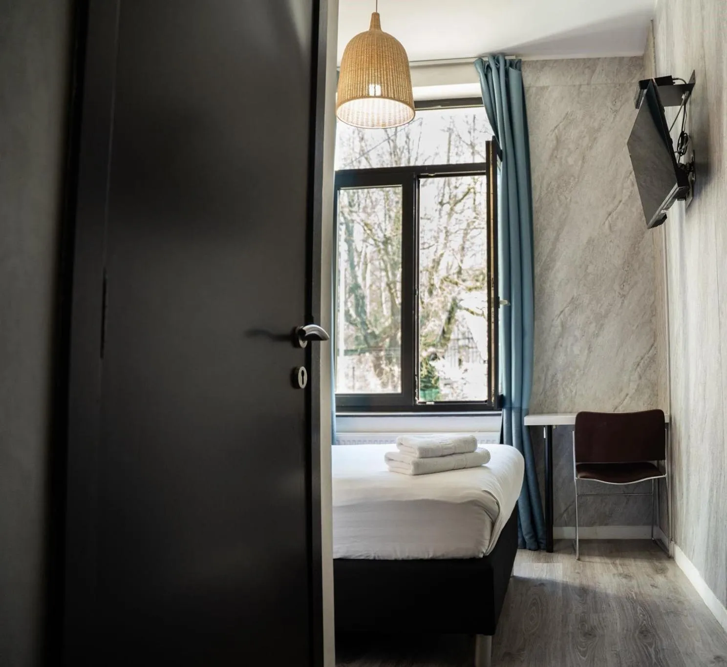 Bed in Hotel Le Centenaire Brussels Expo