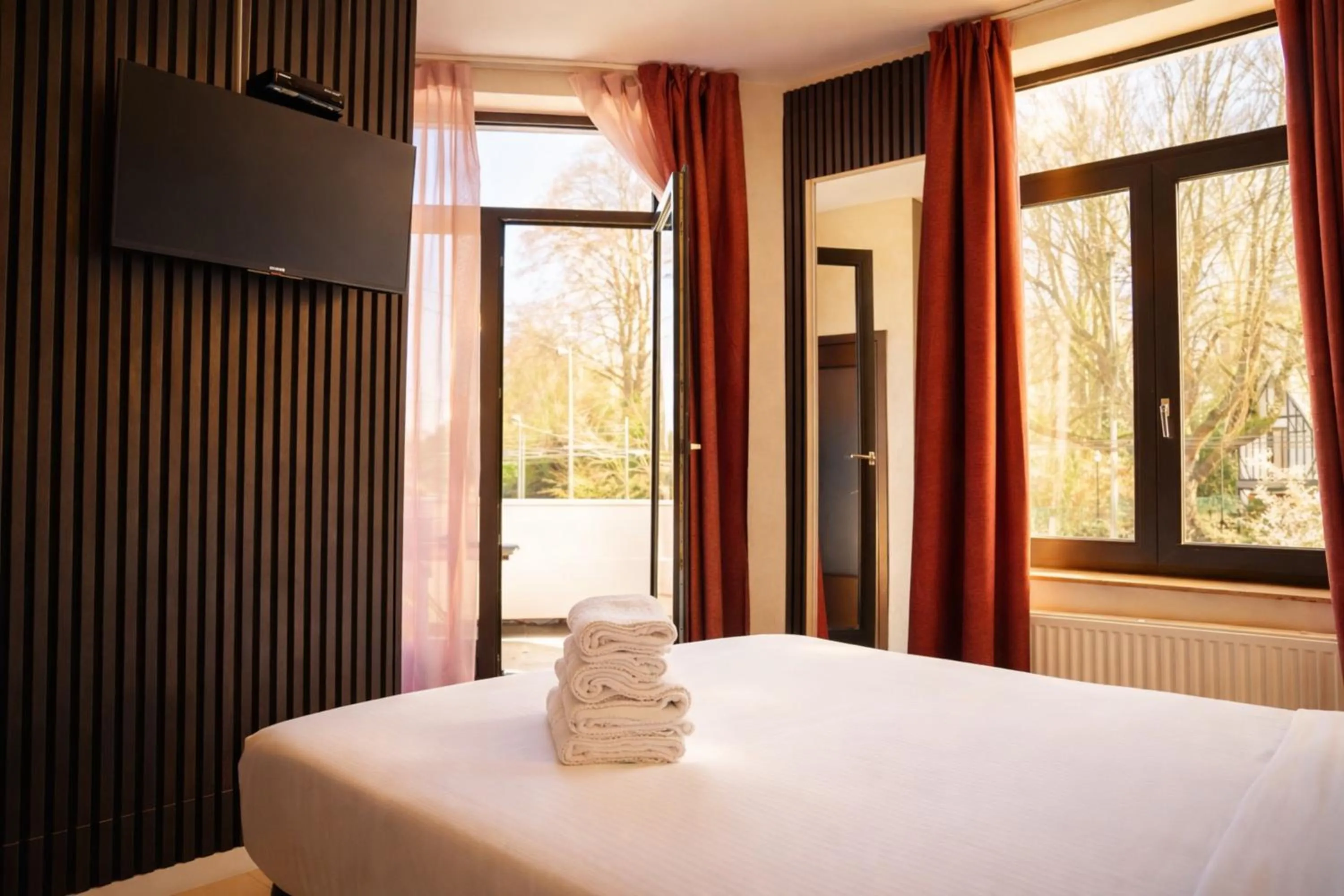 Bed in Hotel Le Centenaire Brussels Expo