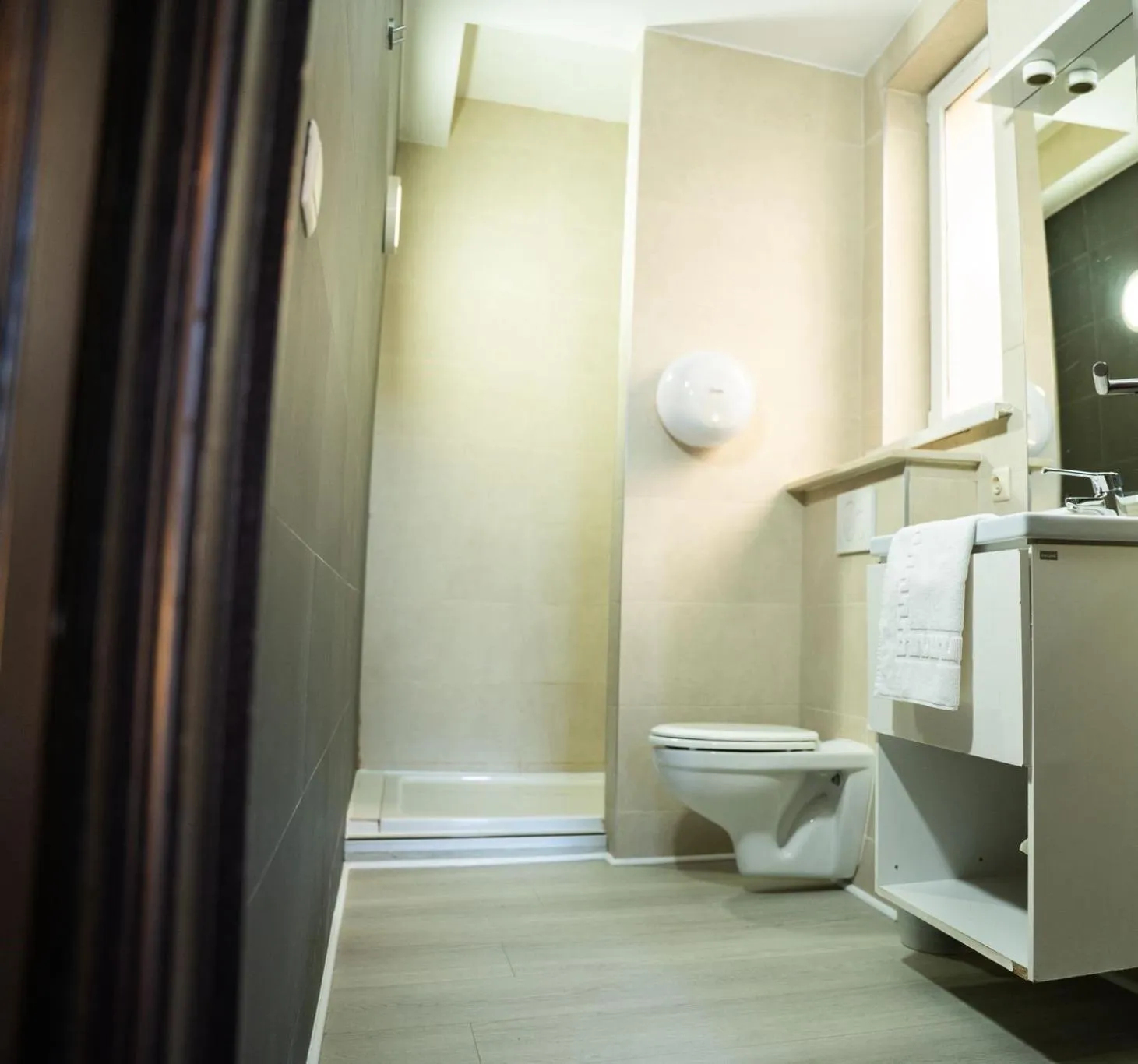 Shower in Hotel Le Centenaire Brussels Expo