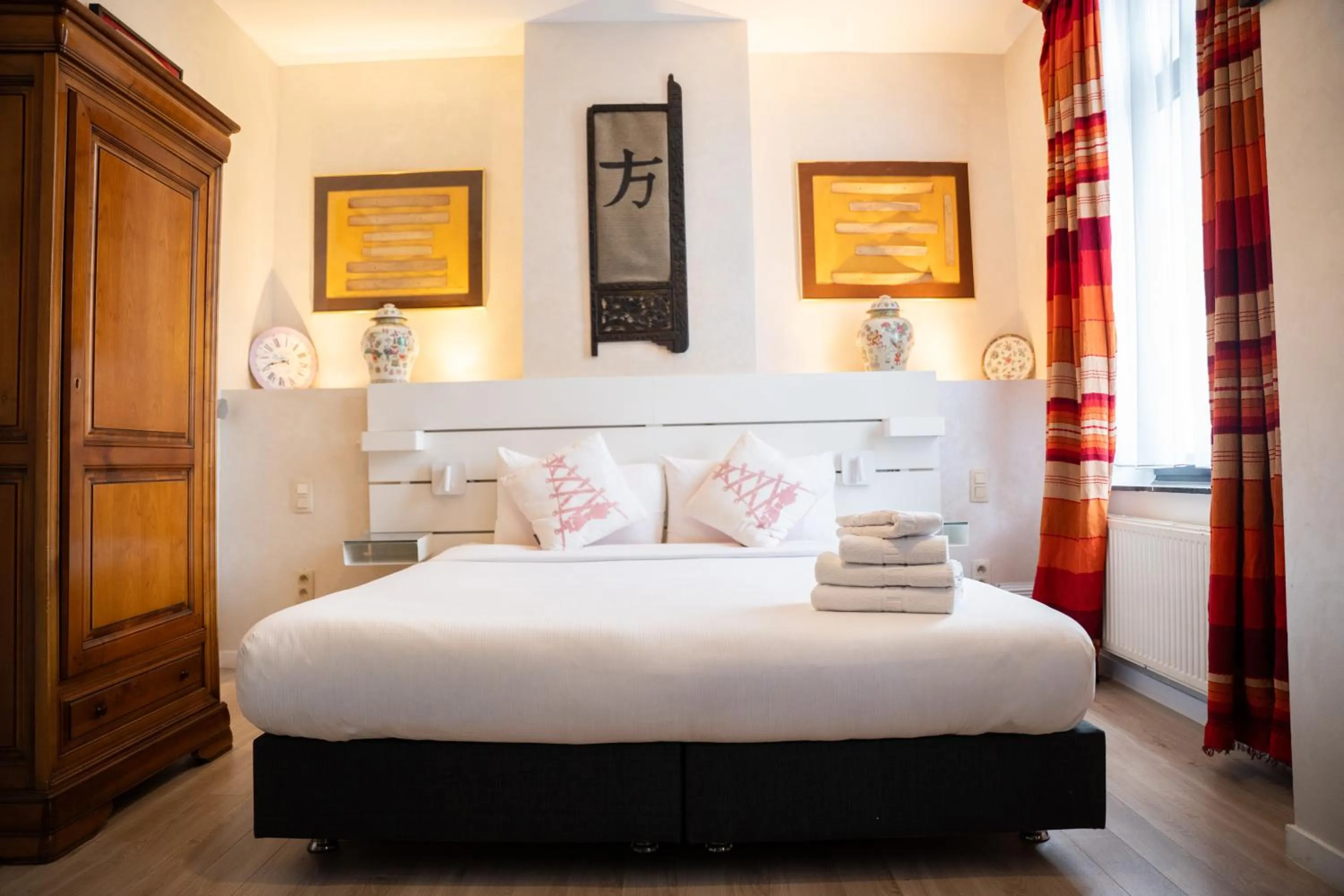 Bed in Hotel Le Centenaire Brussels Expo