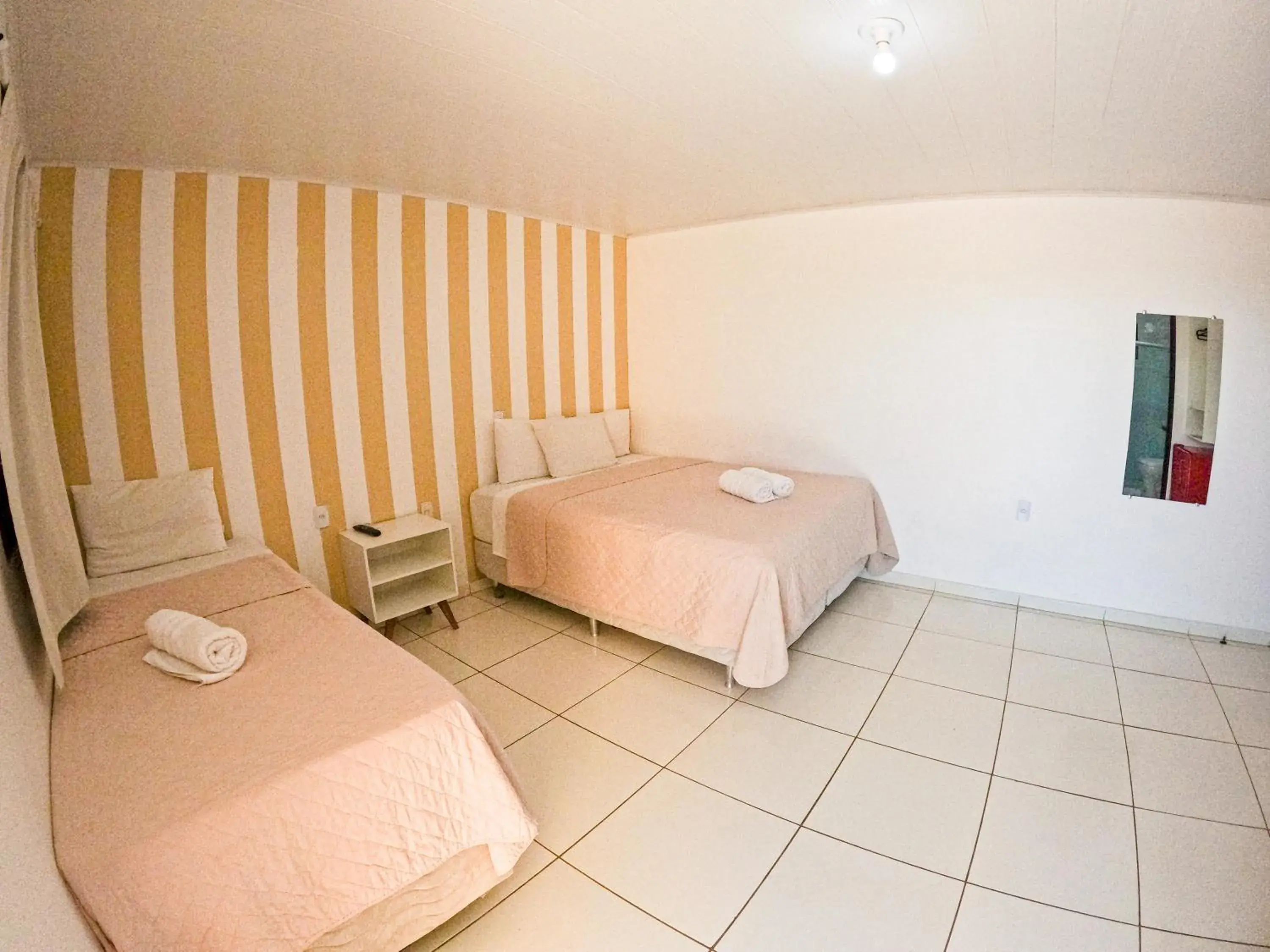 Triple Room in Pousada Paris Triple Room in Pousada Paris