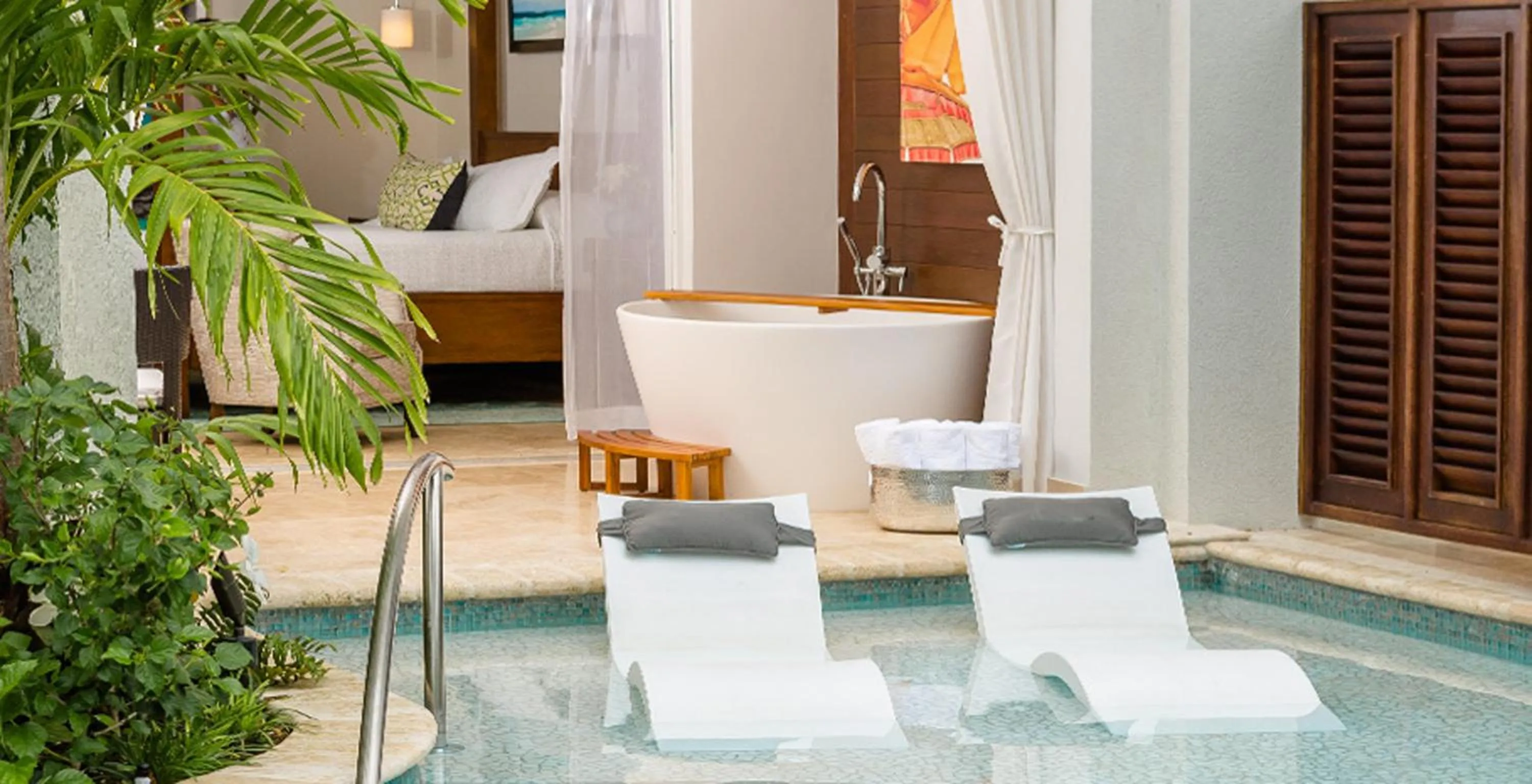 Crystal Lagoon Swim Up Club Level Luxury Room with Patio Tranquility Soaking Tub in Sandals Barbados All Inclusive - Couples Only