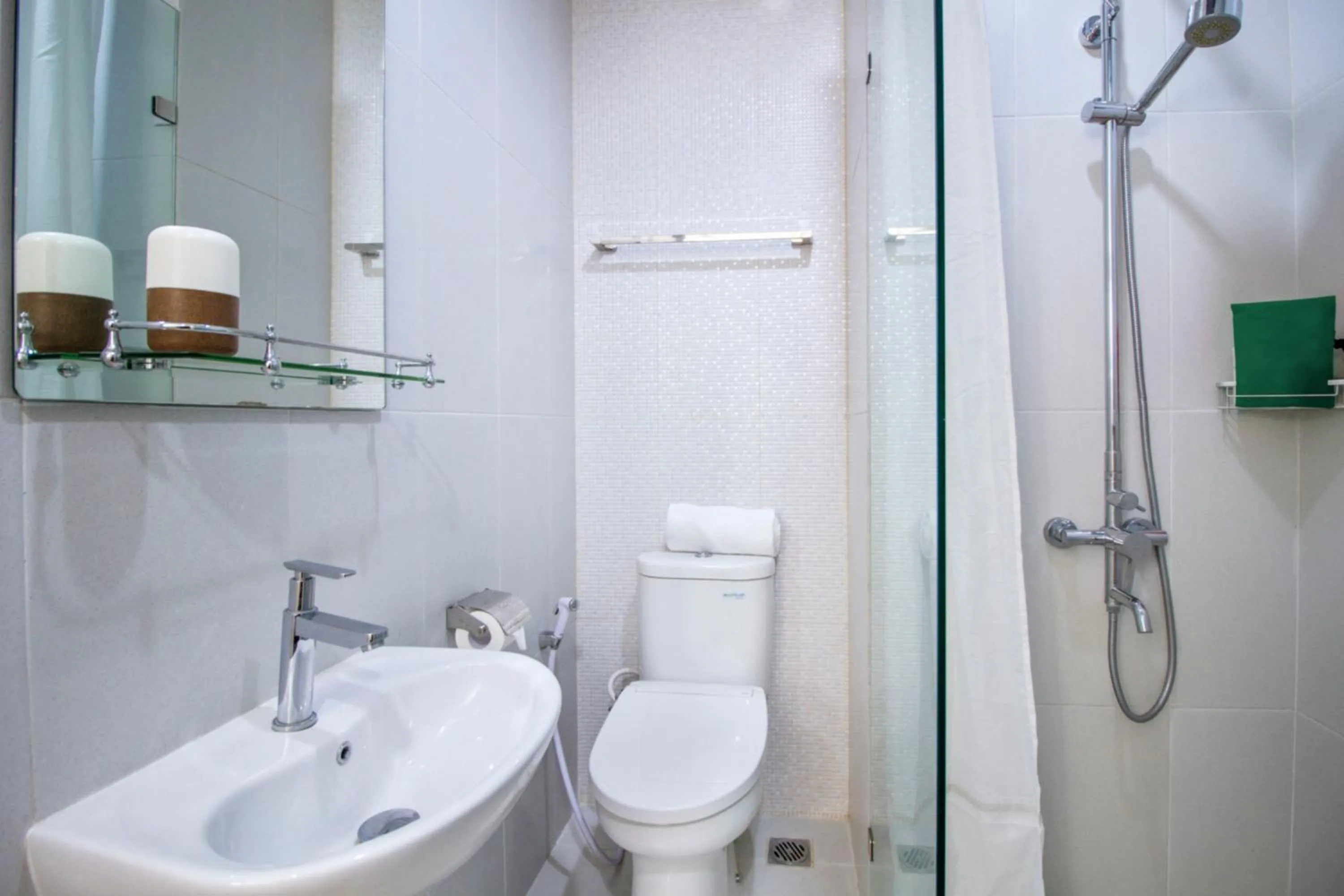 Bathroom in Mk House Scbd