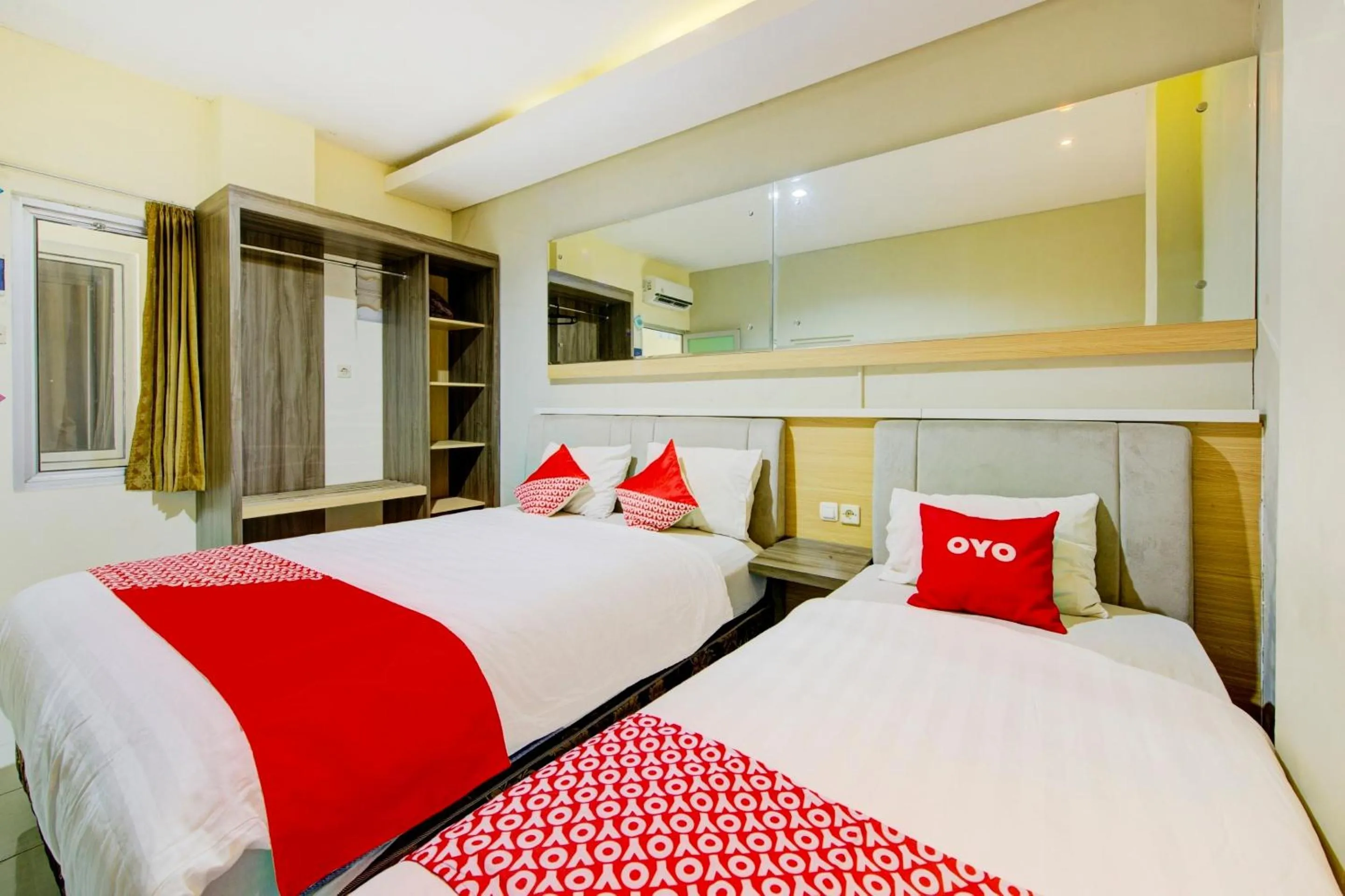 Bedroom in Capital O 92295 Double Tree