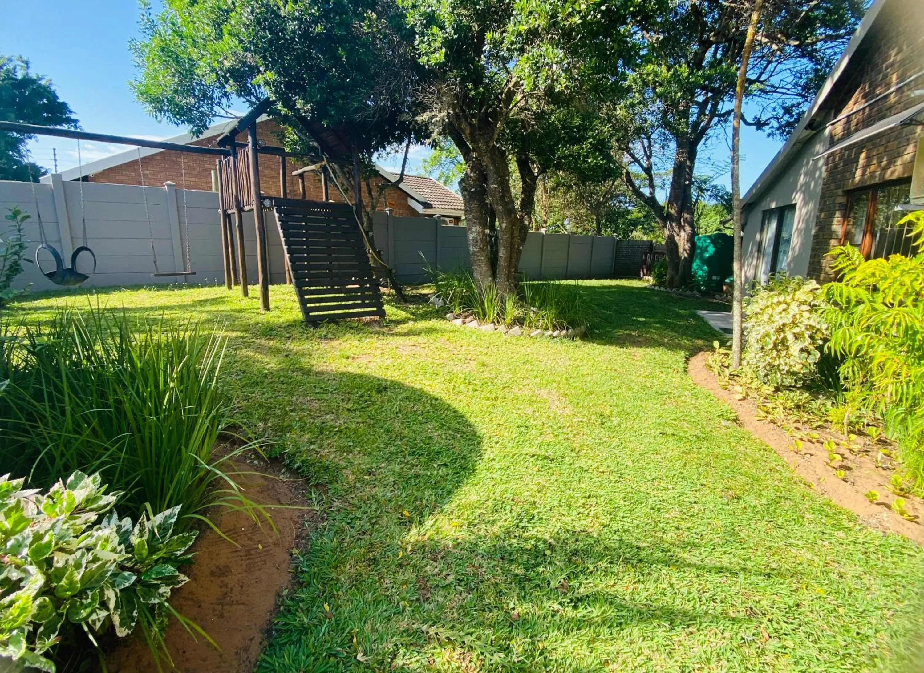 Property building in Pelican's Nest Holiday Home St Lucia