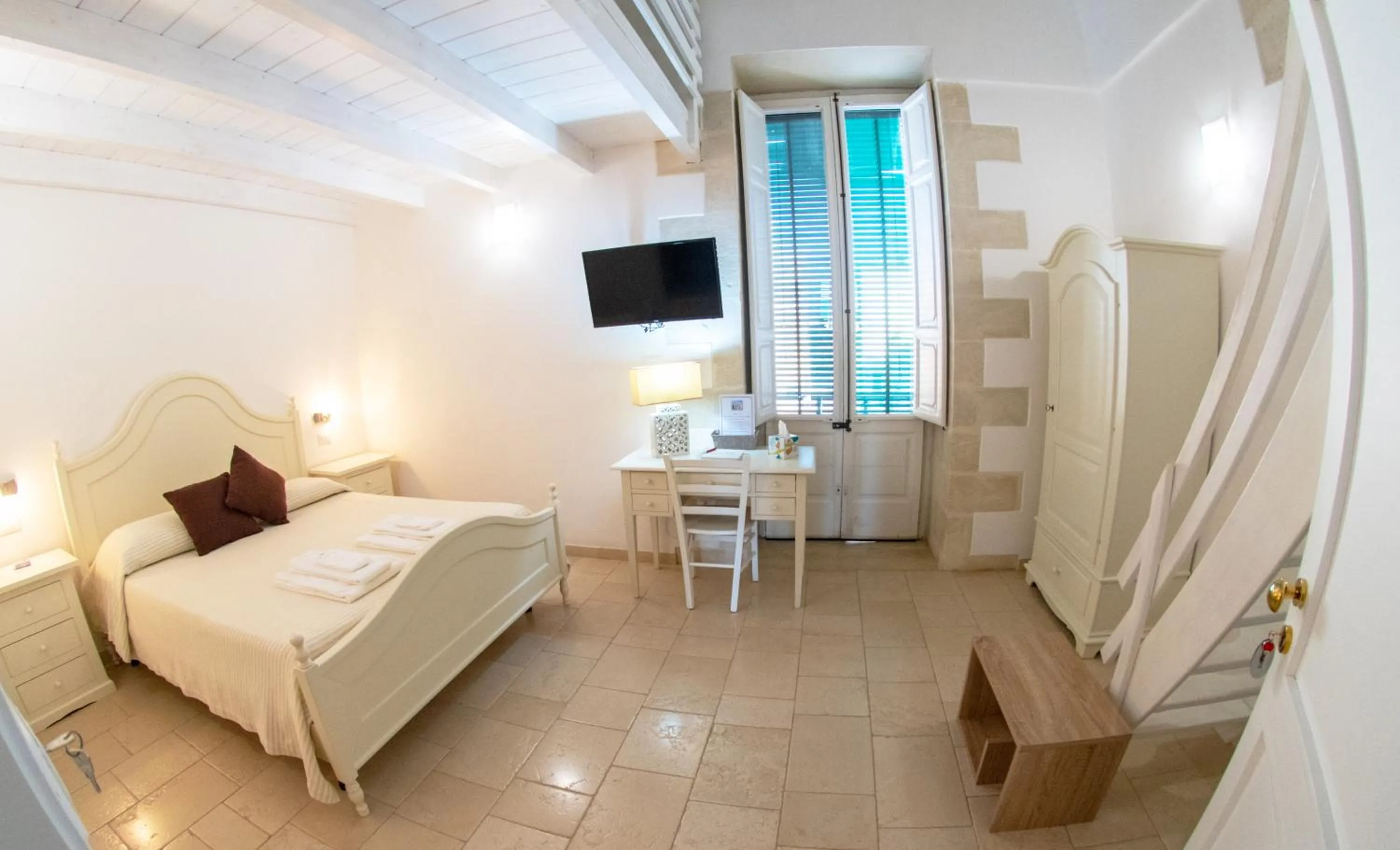 Bedroom, Bed in Palazzo Vilei