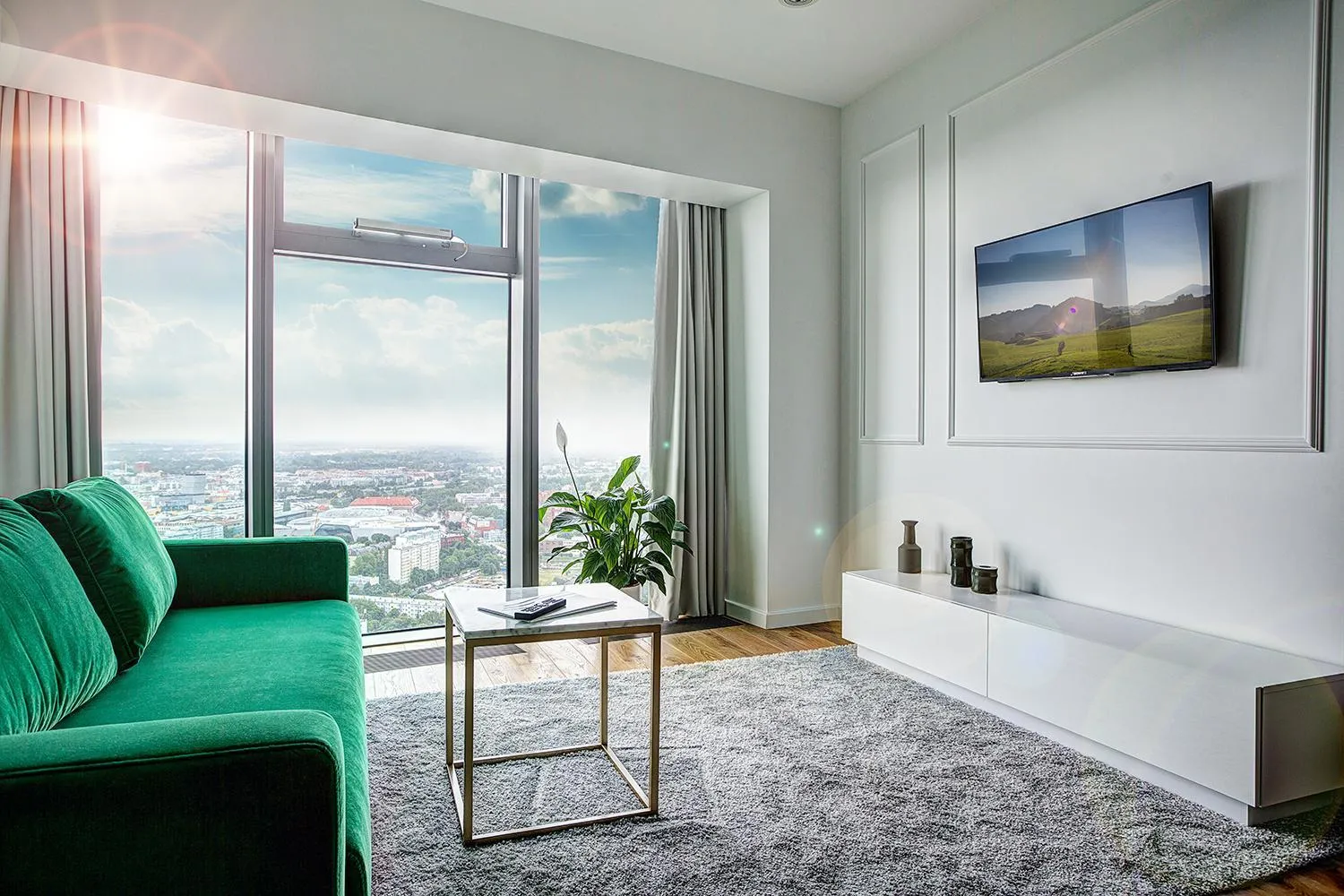 TV and multimedia in 30th+ Floor Apartments in Sky Tower
