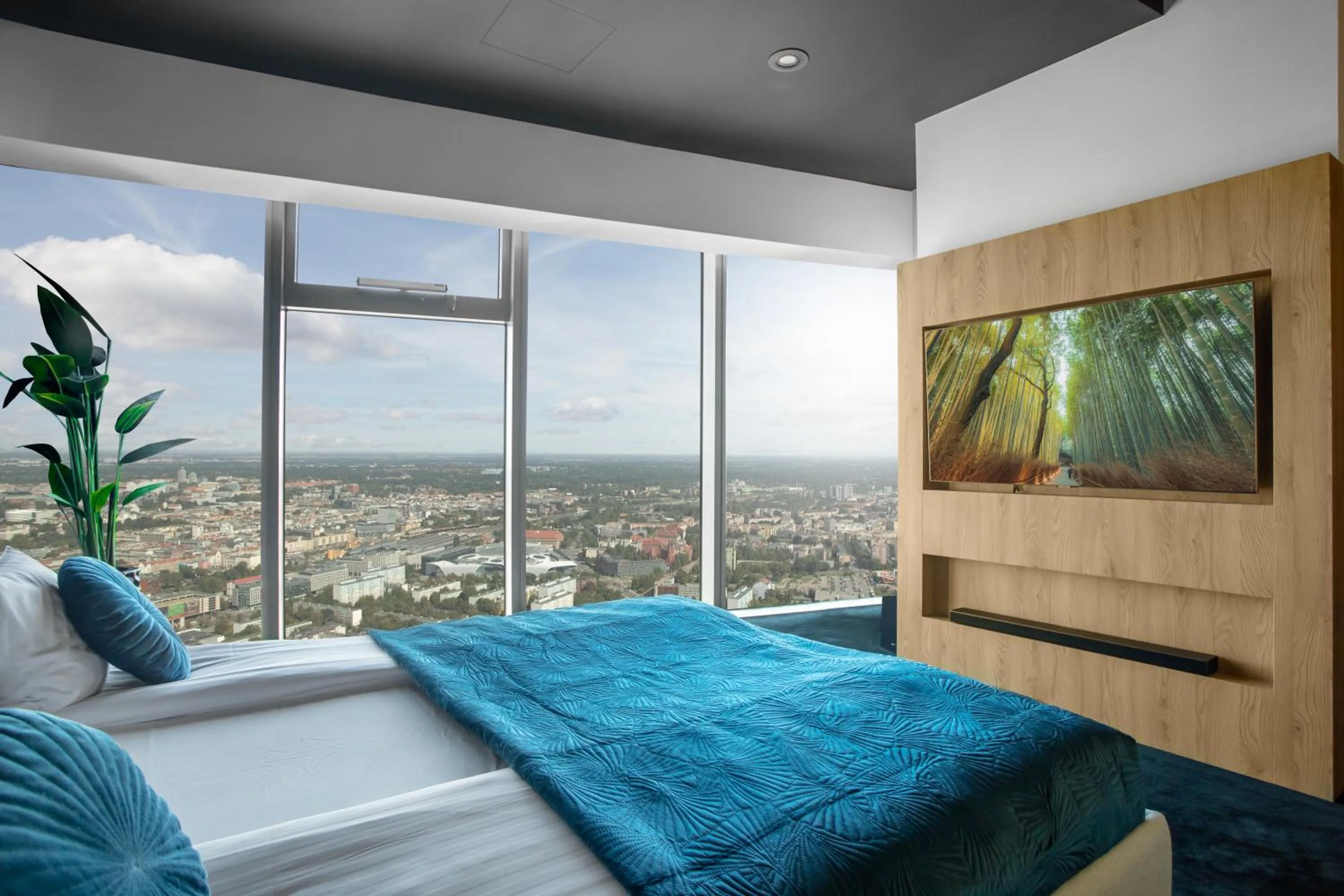 Bed in 30th+ Floor Apartments in Sky Tower