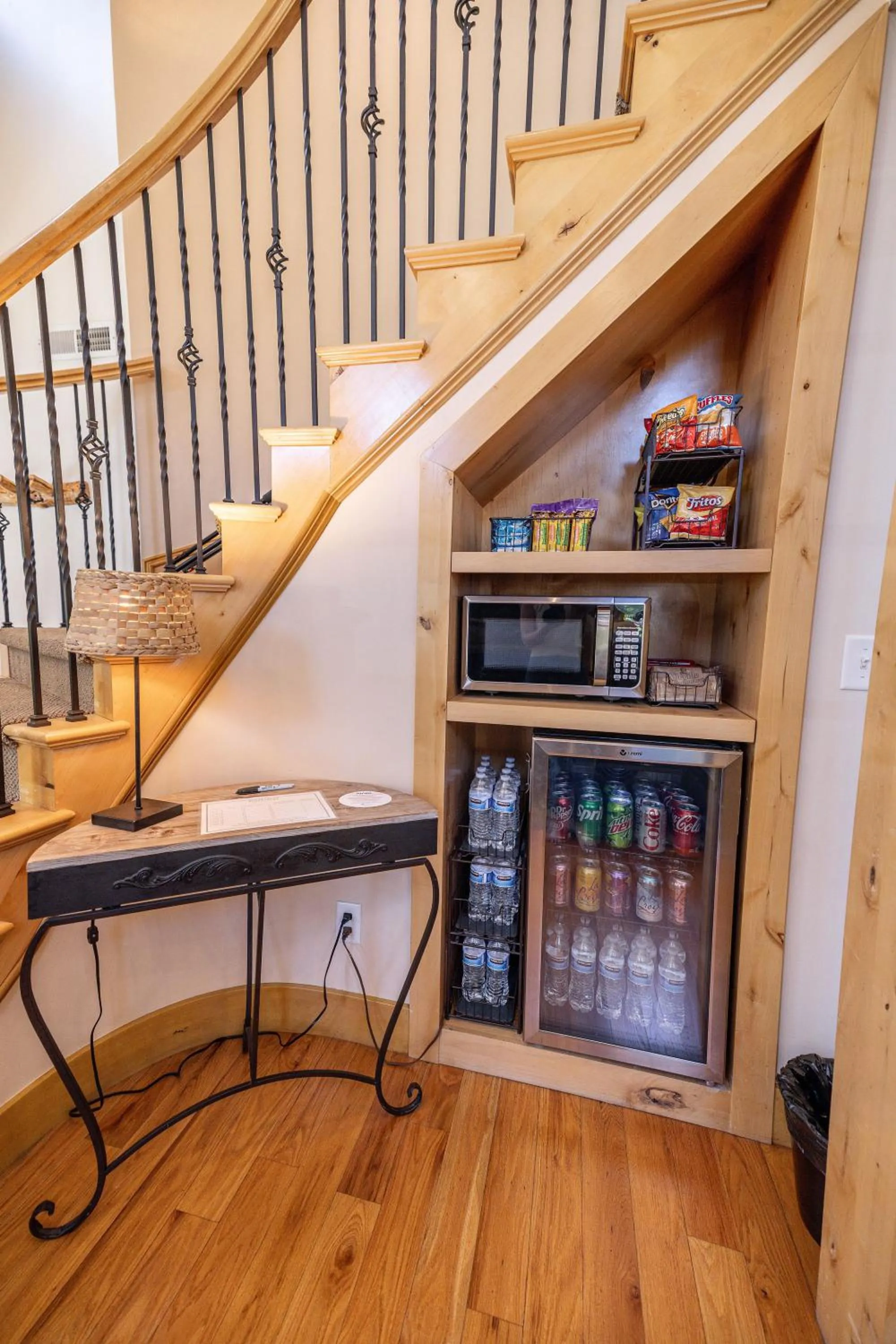 Property building in Engen Hus Bed and Breakfast