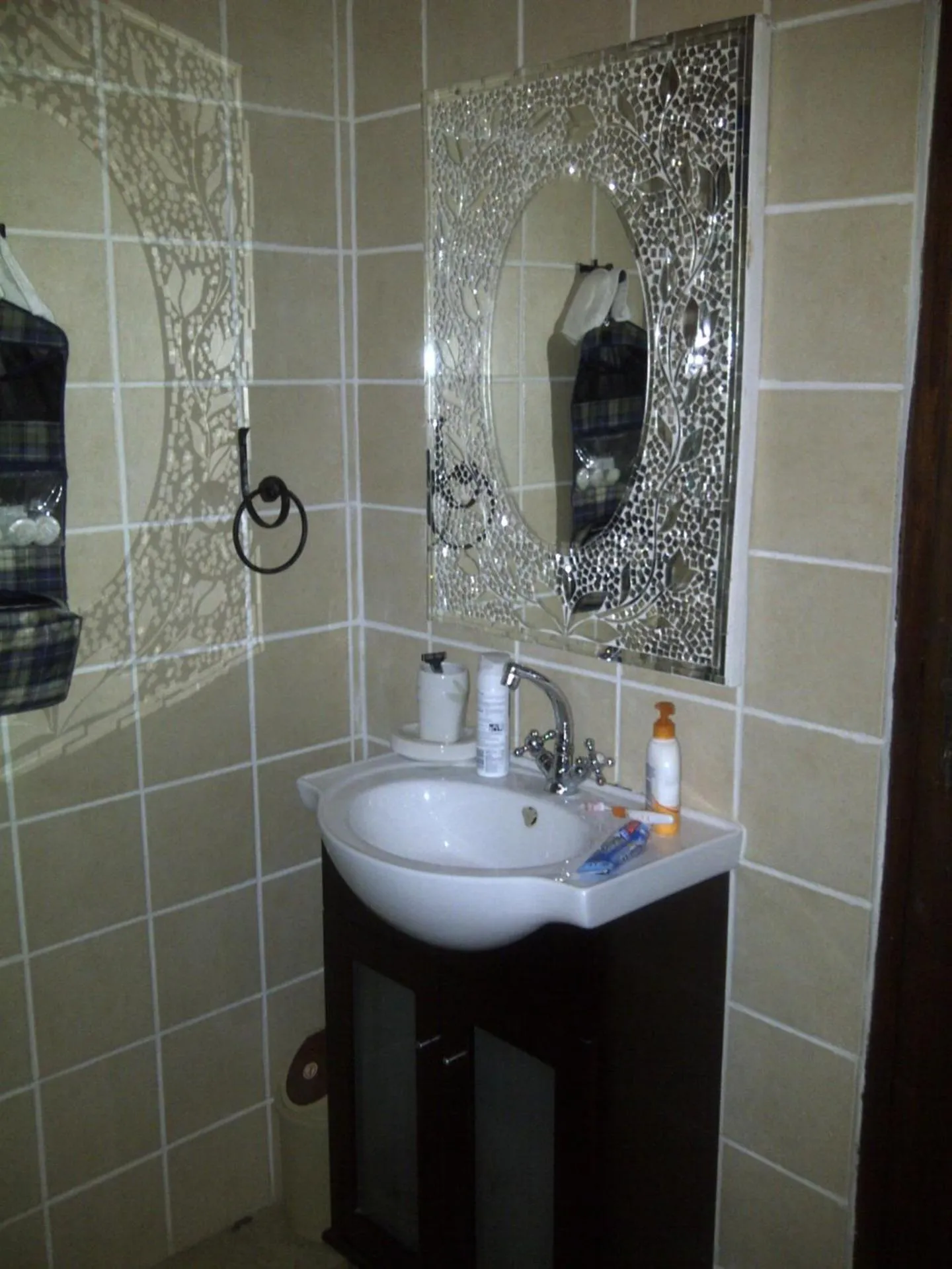 Bathroom in 42onKing