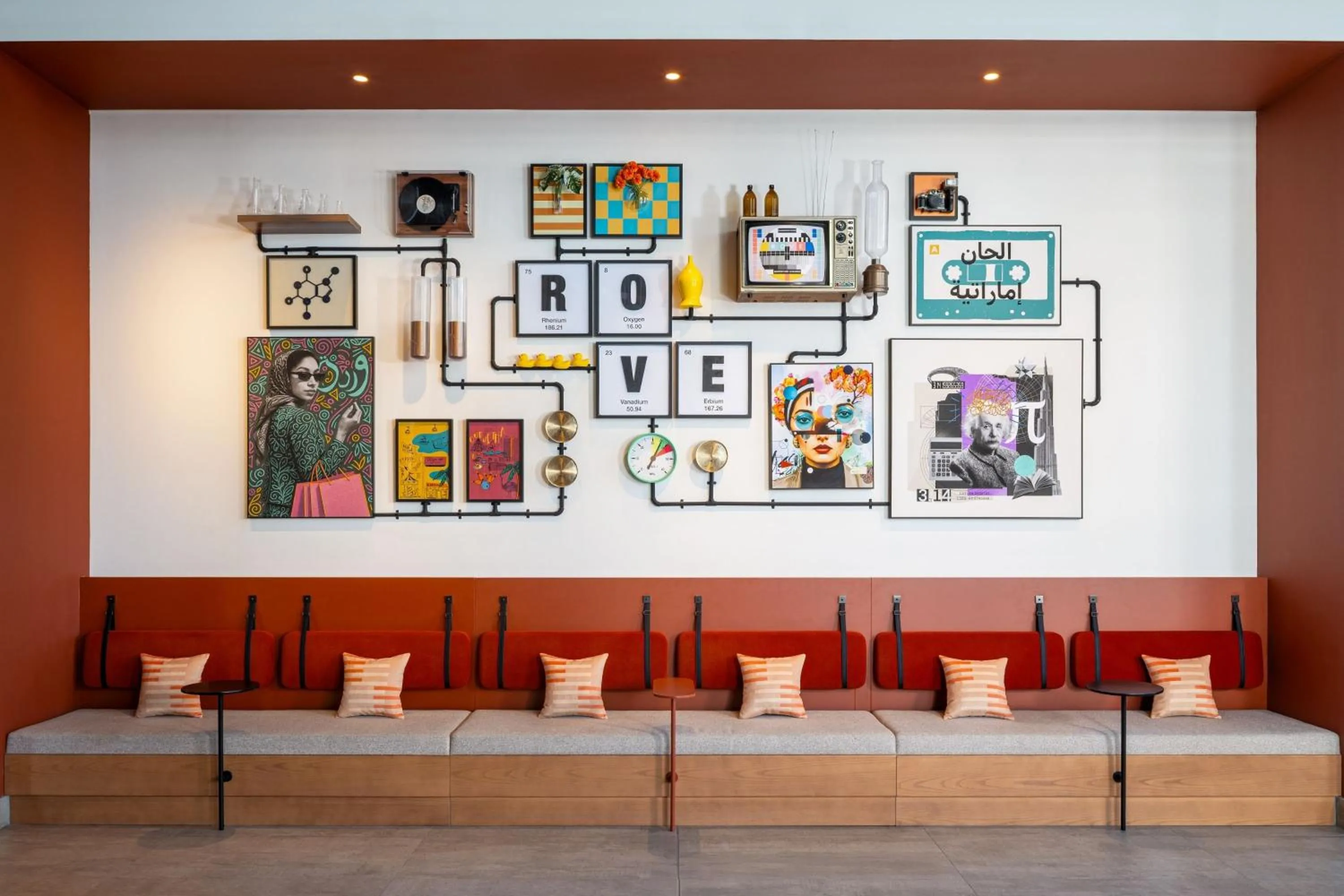 Lobby or reception in Rove Bur Dubai - Healthcare City