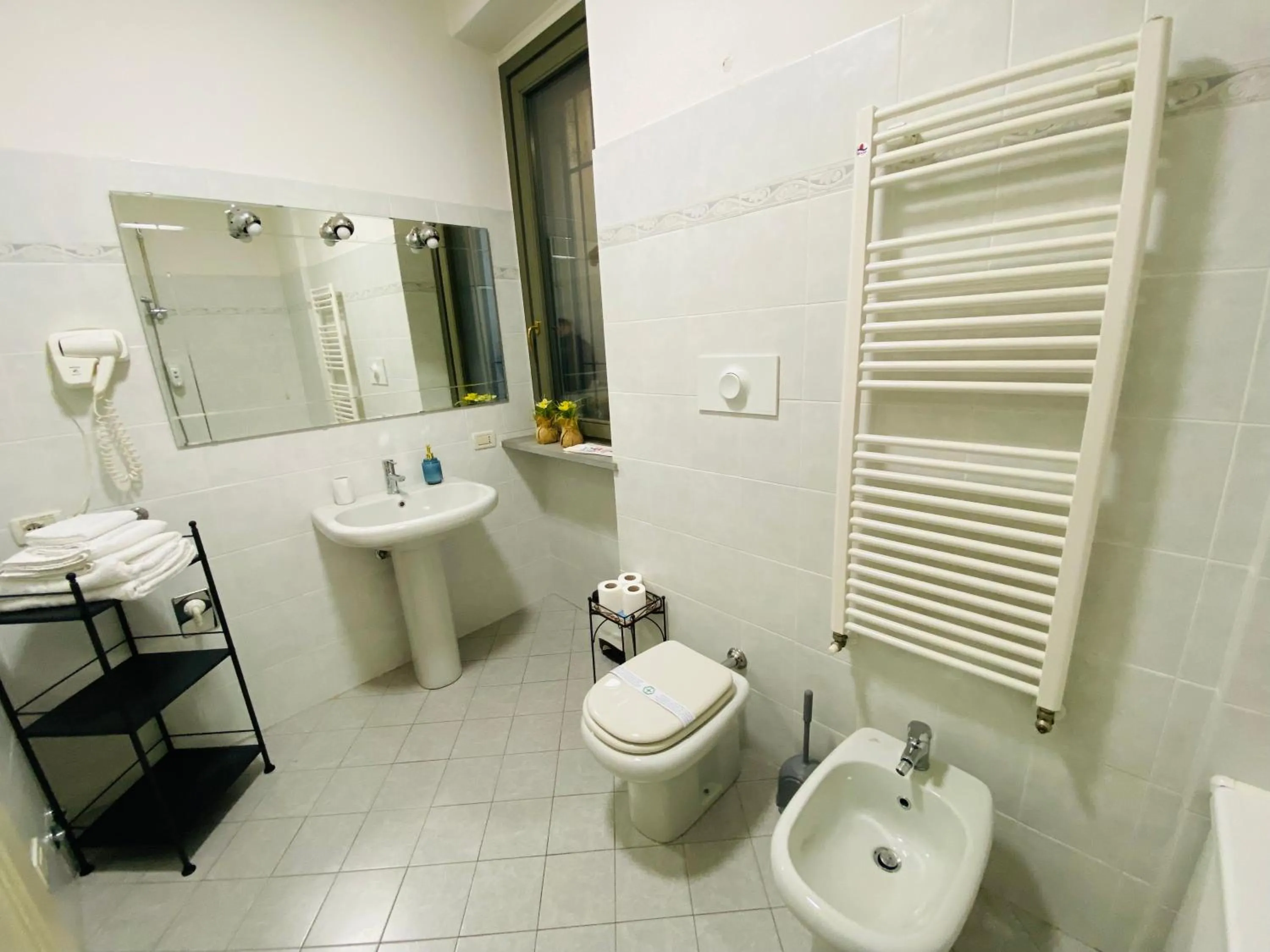 Bathroom in Amici Miei Rooms