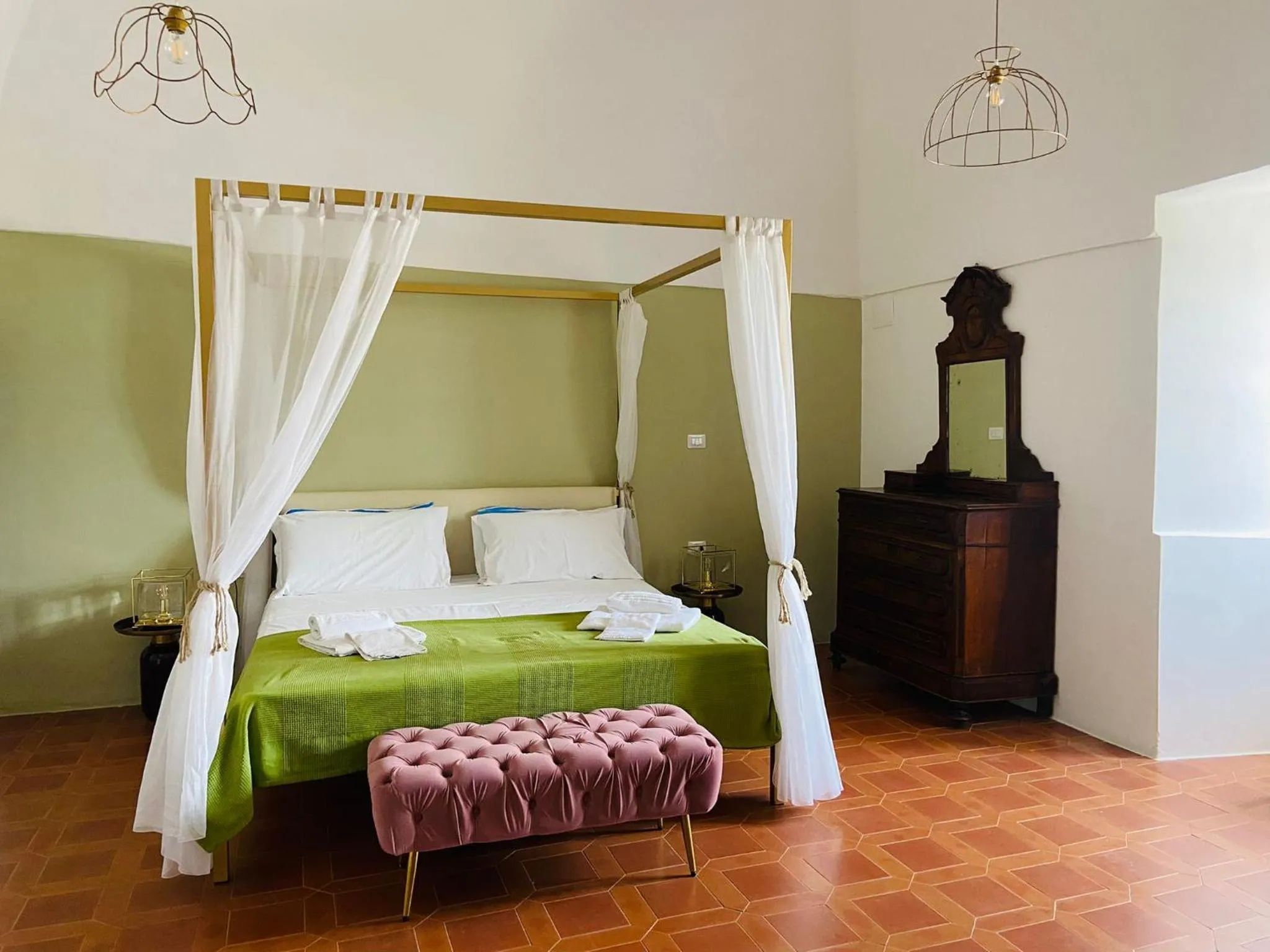Photo of the whole room, Bed in Masseria Zanzara