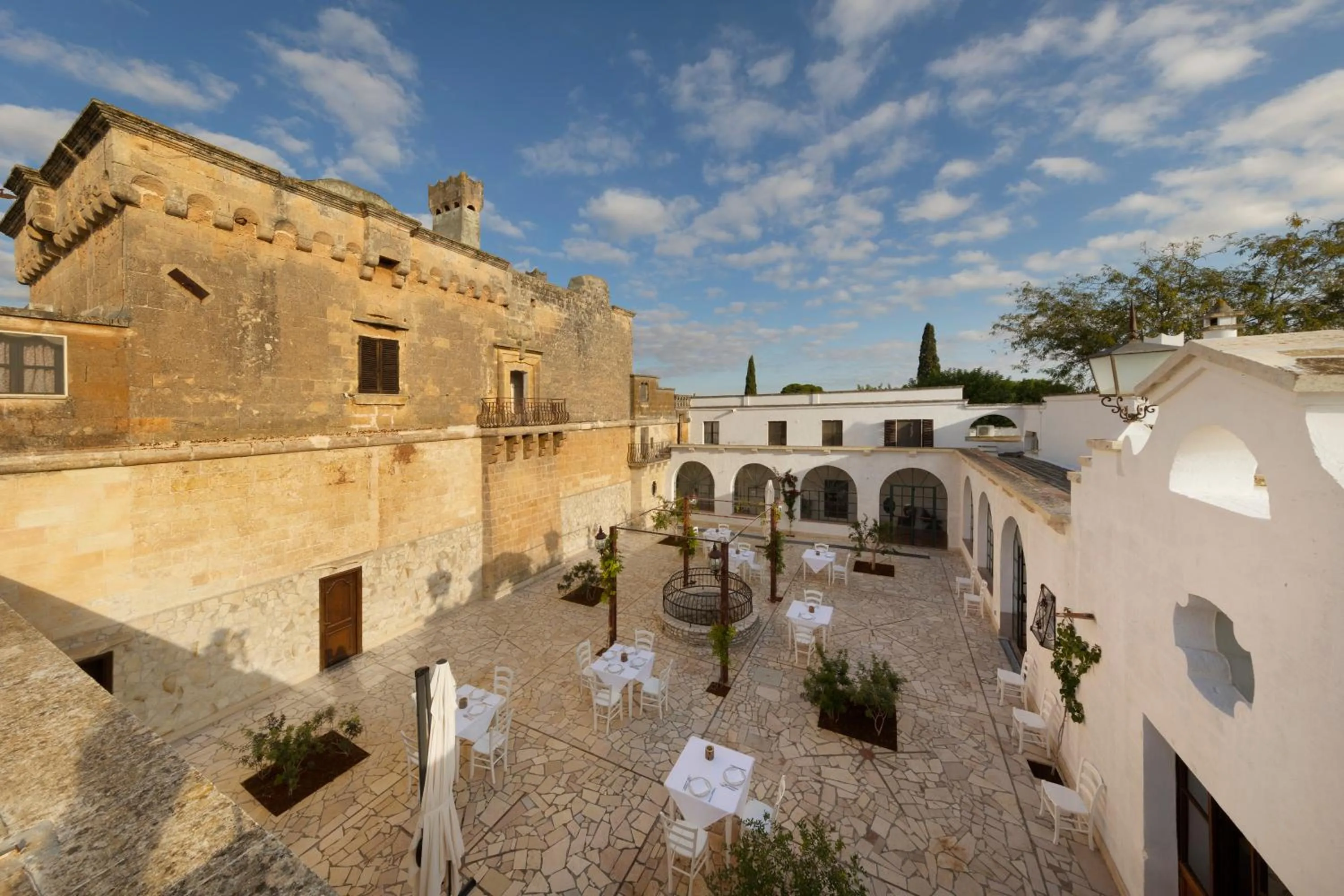 Inner courtyard view in Masseria Zanzara