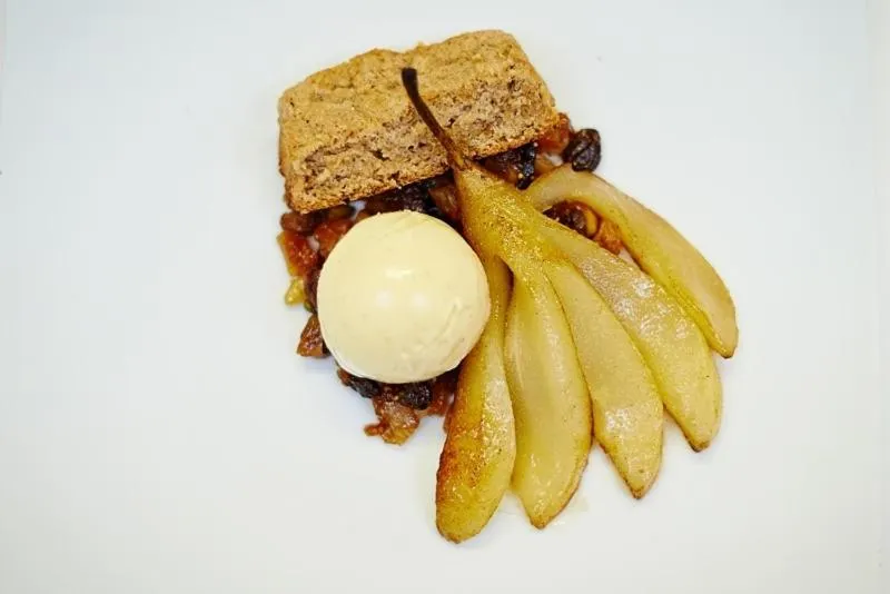 Food in Logis Hôtel Restaurant du Moulin