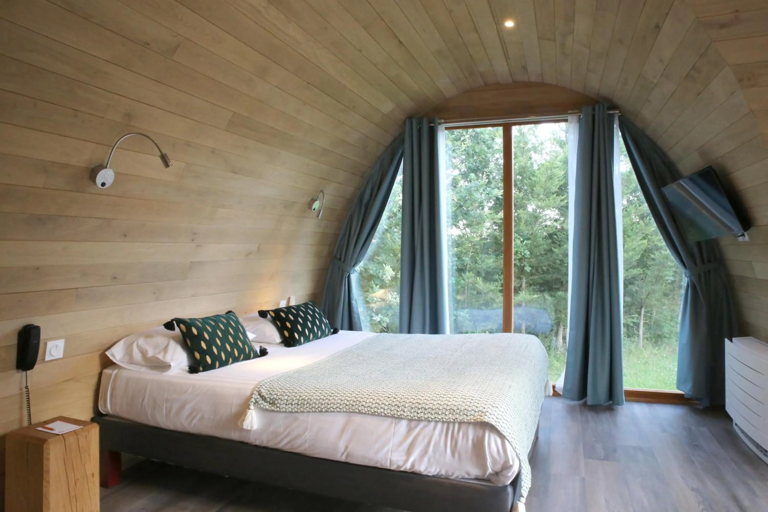 Bedroom, Bed in Le Relais Des Landes - Demeures et Chateaux