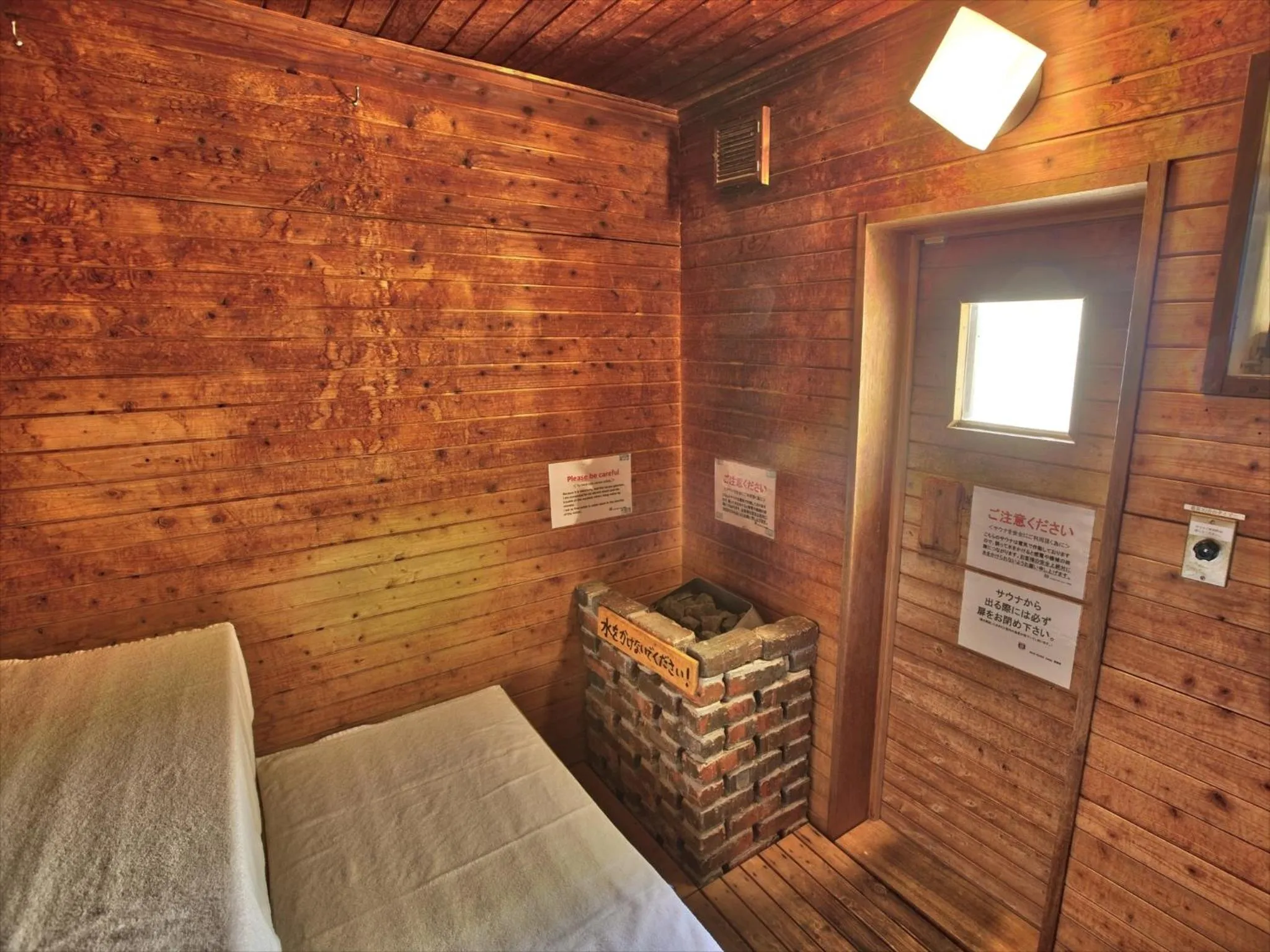 Sauna, Bed in Wood Pecker Nakijin