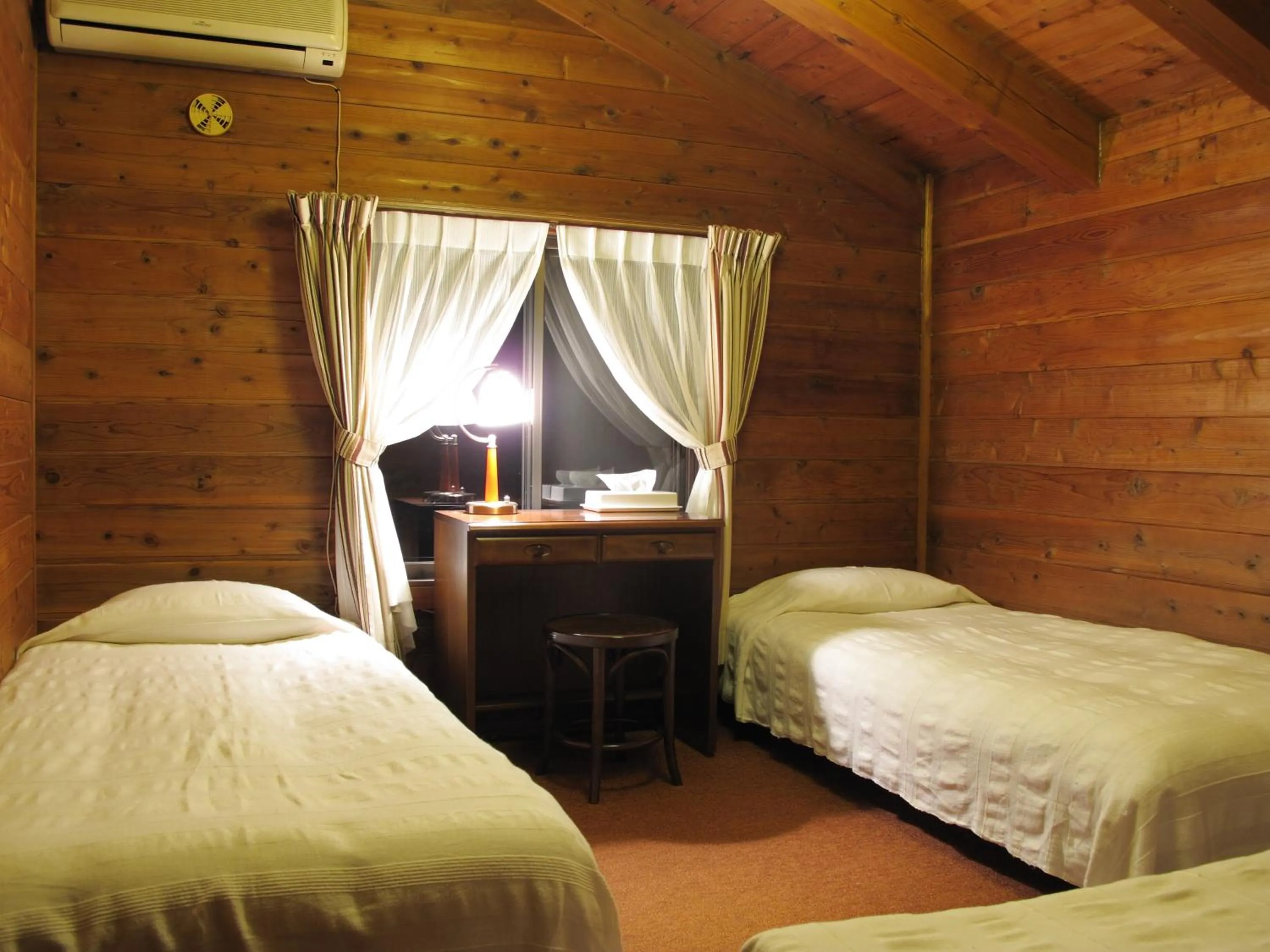 Photo of the whole room, Bed in Pension Sanrinsha
