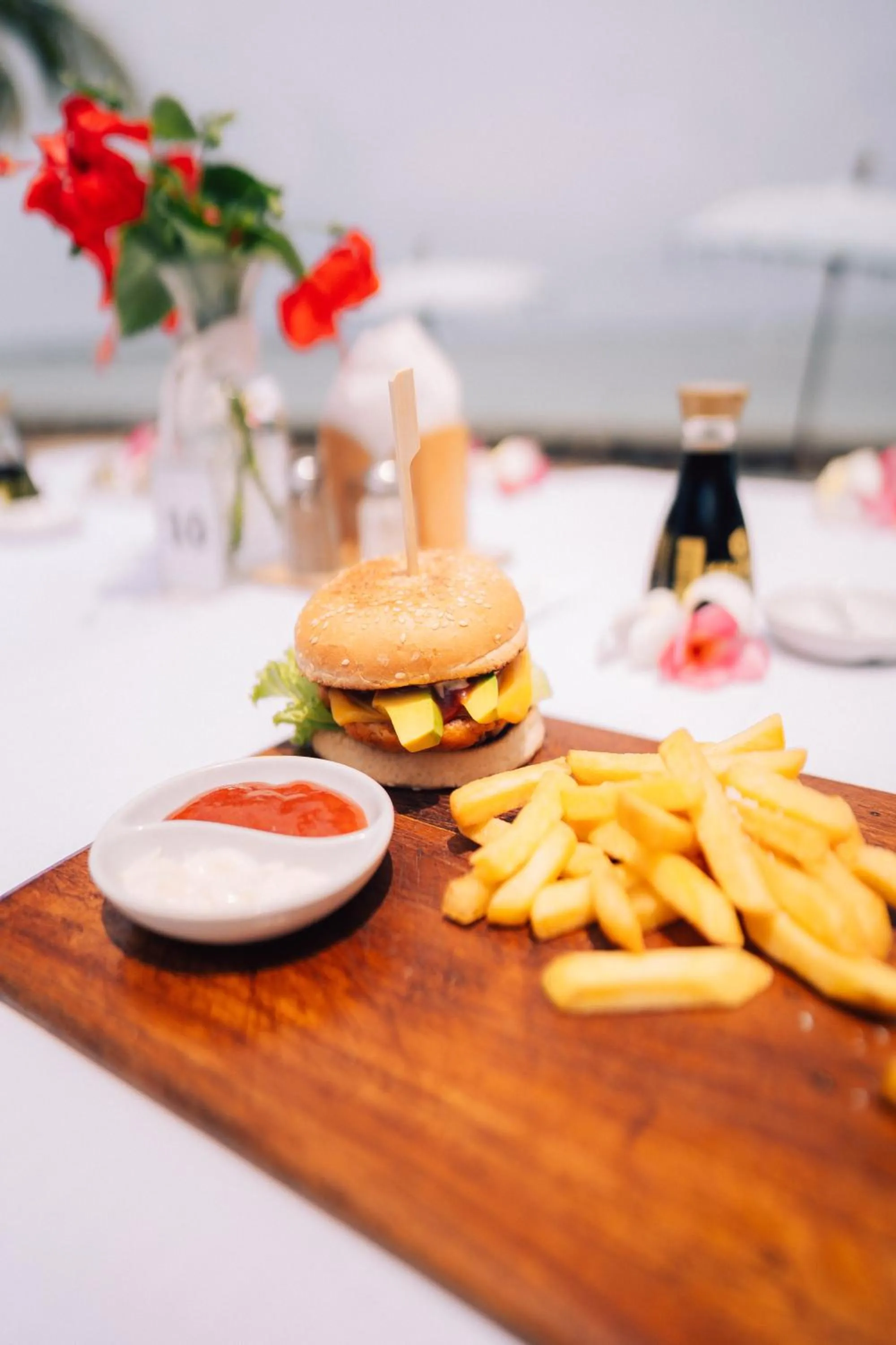 Restaurant/places to eat in Camilla Resort