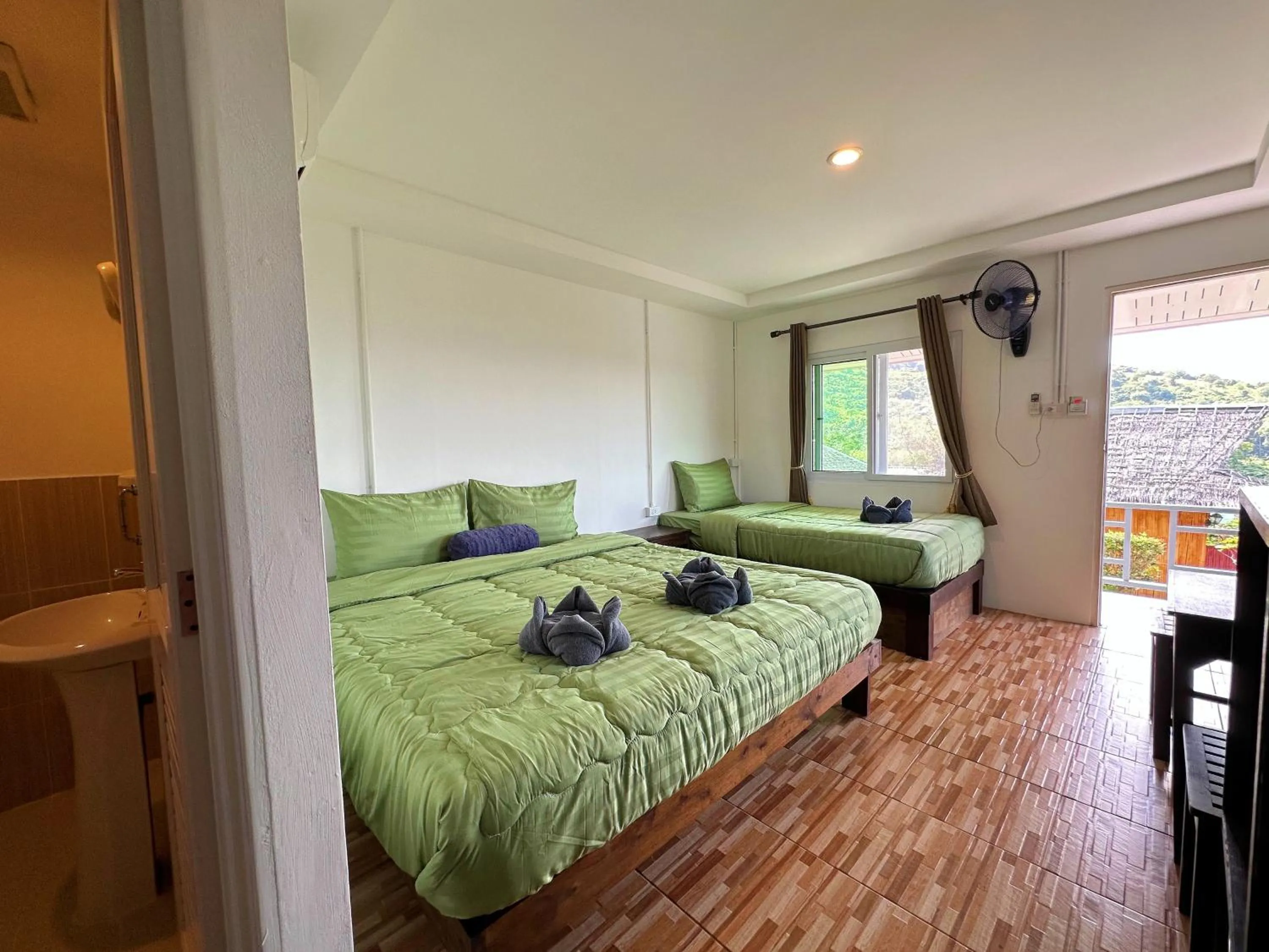 Bed in Cottage Hill at Lanta