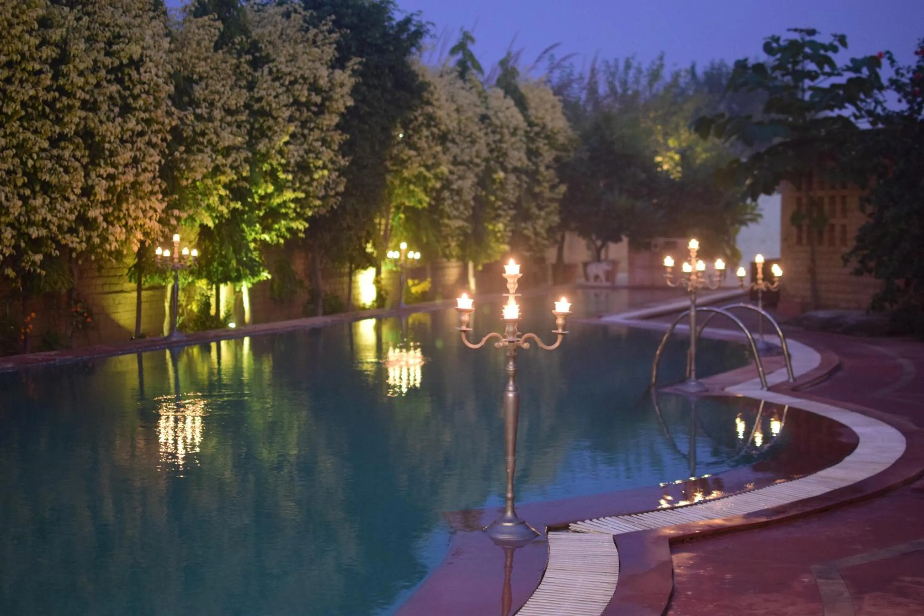 Restaurant/places to eat in WelcomHeritage Ranjitvilas