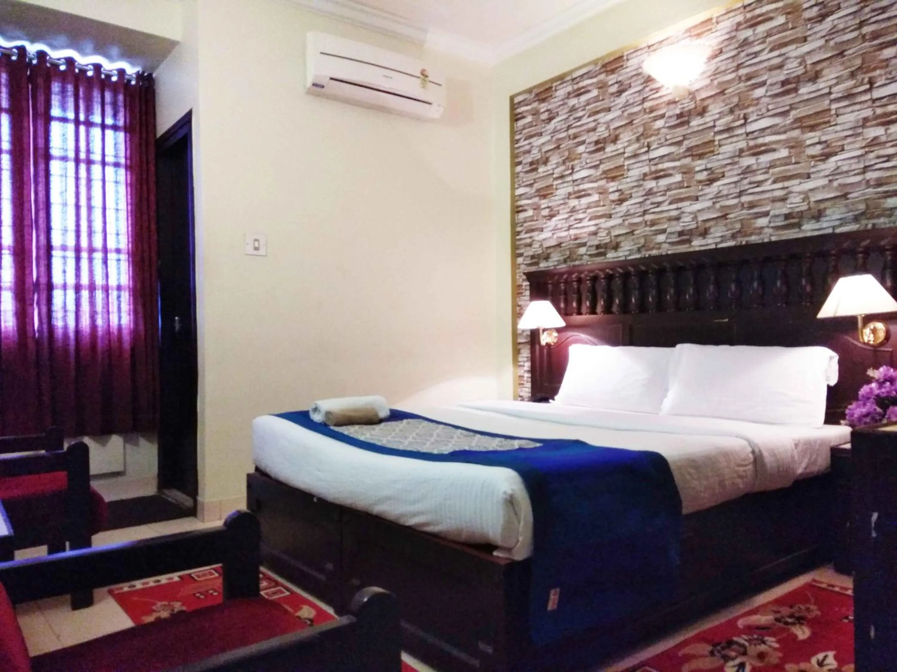 Bed in Hotel Palace Tower