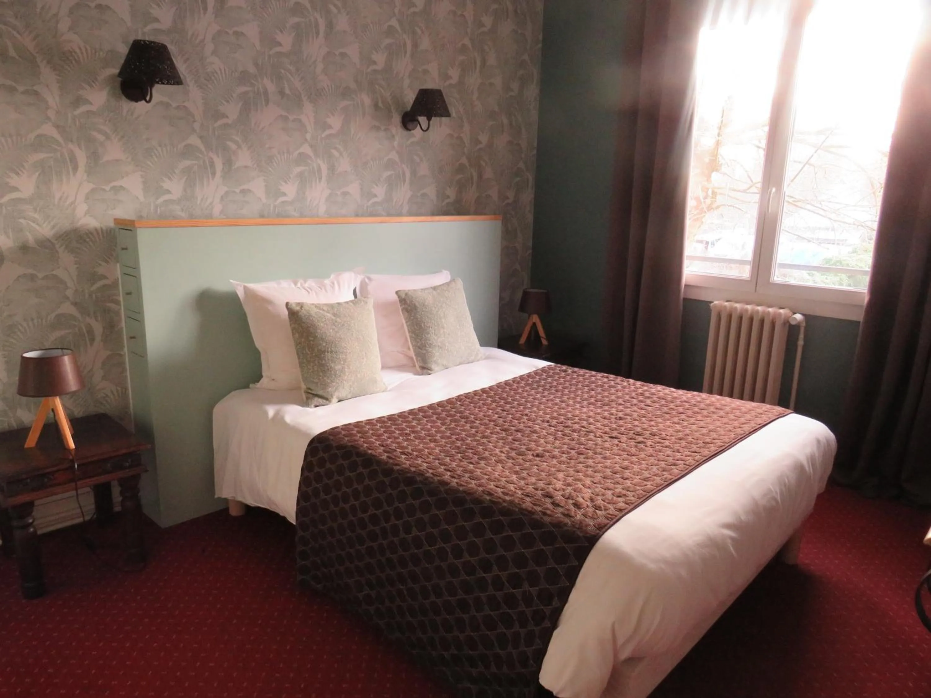 Bedroom, Bed in Logis Hôtel Saint Cyr