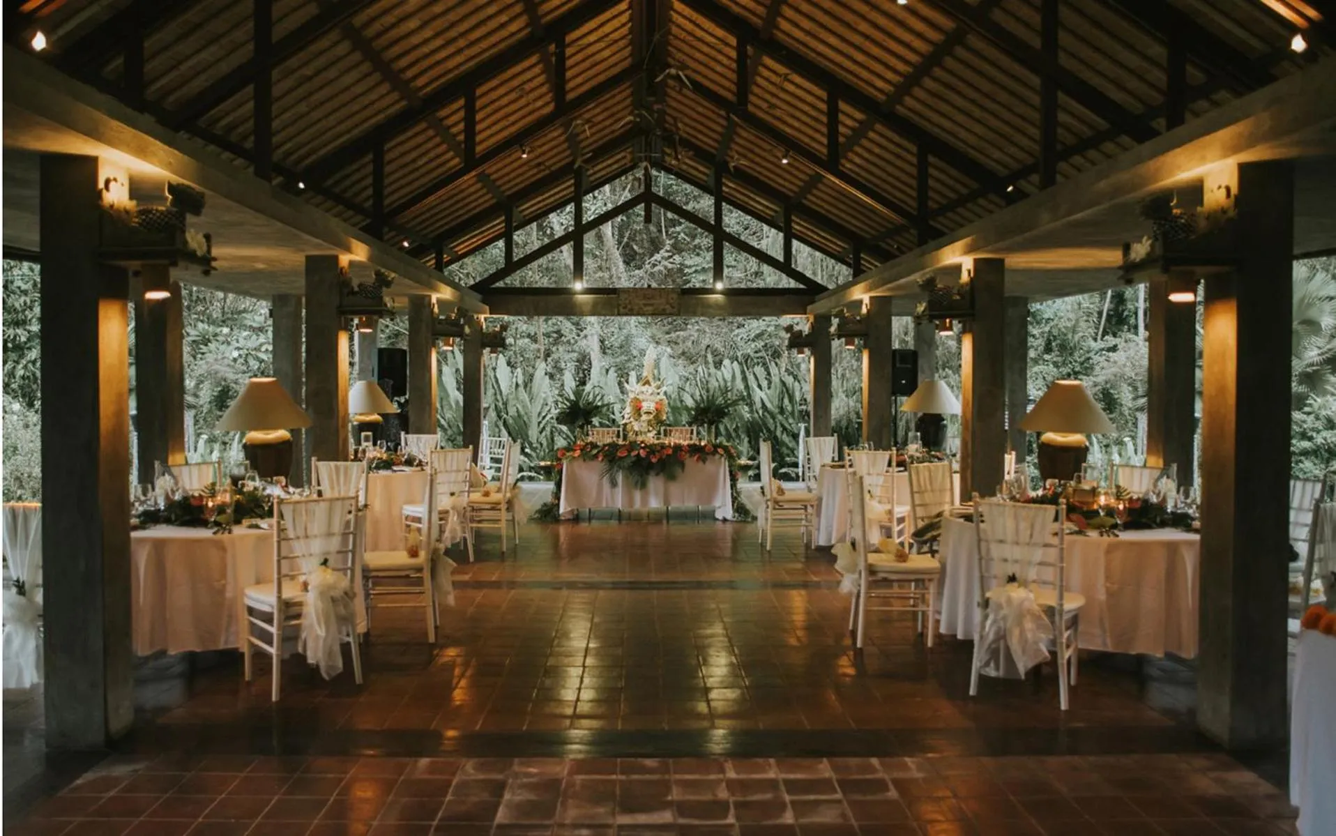 Dinner in Dua Dari, a Residence by Hadiprana