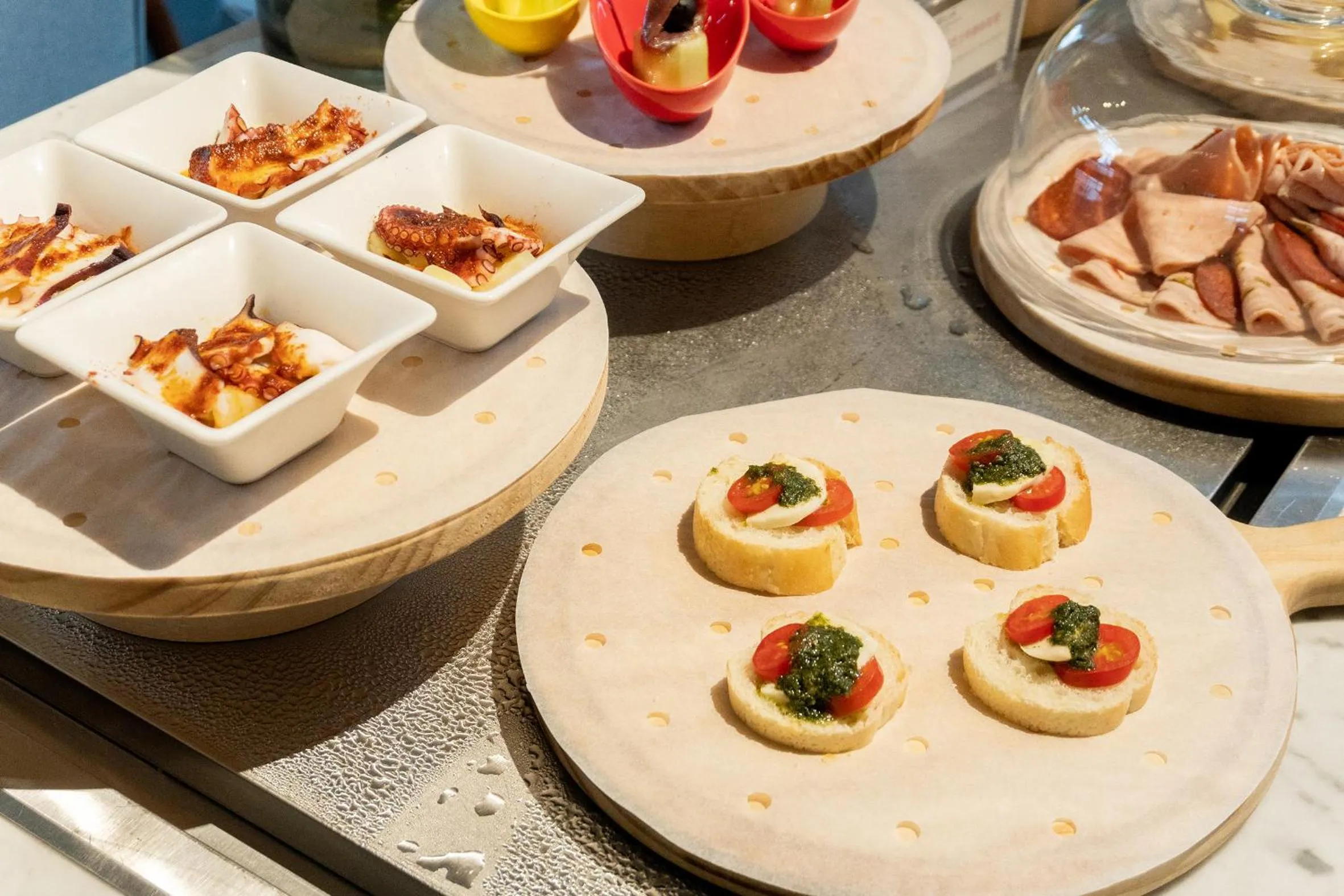 Breakfast in The Senz Hotel & SPA