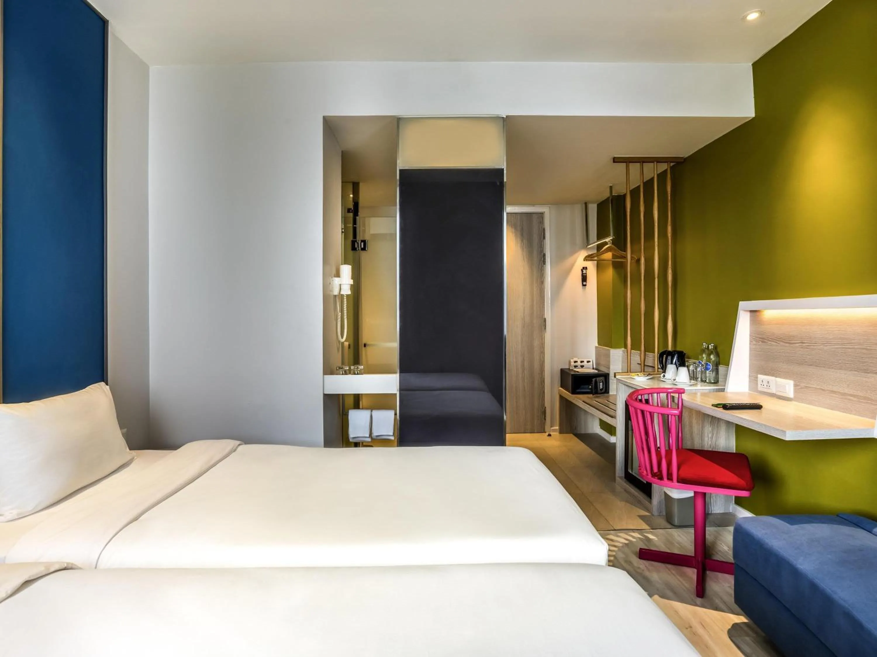 Bedroom, Bed in Ibis Styles Phuket City