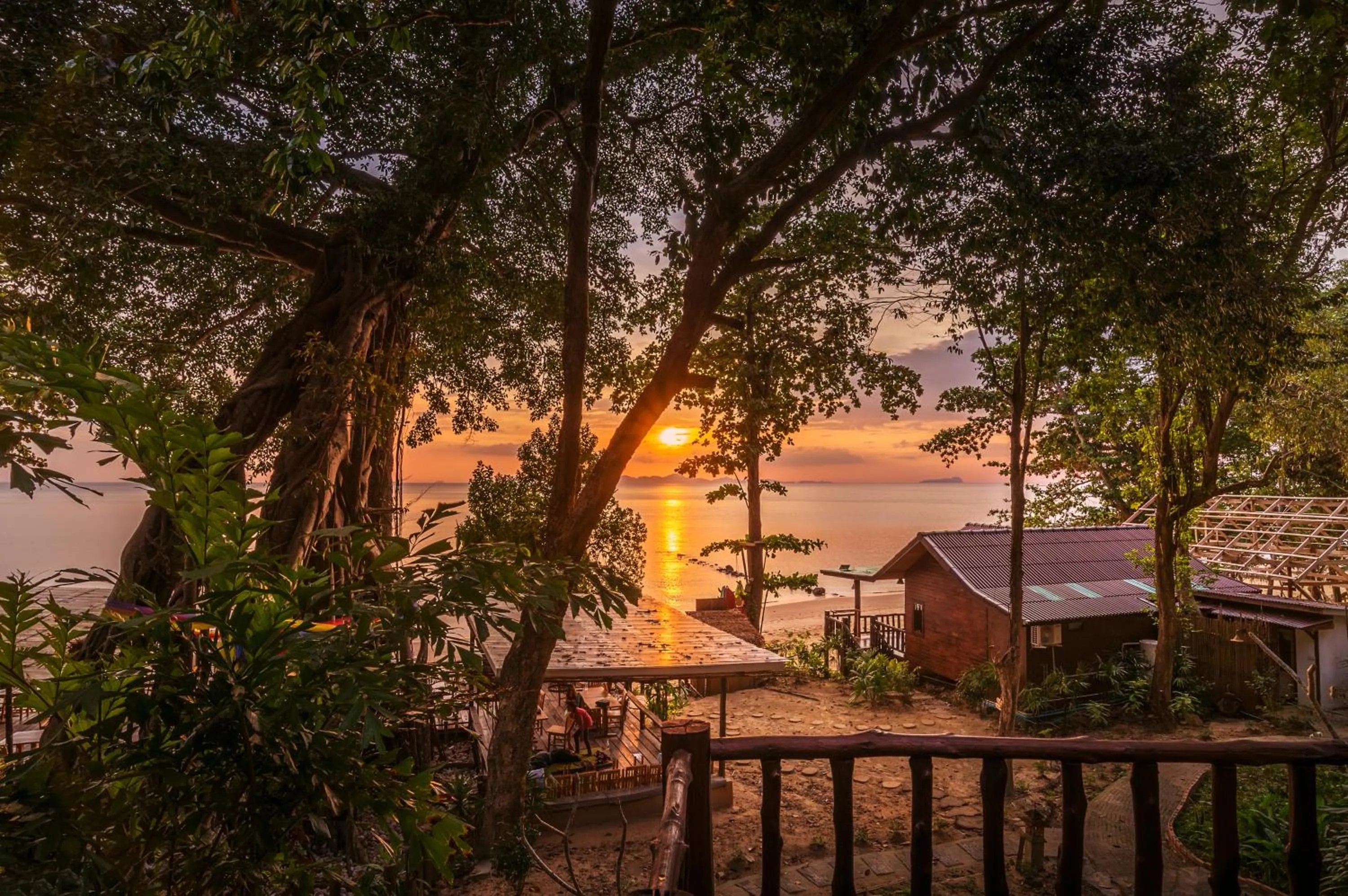 Sunrise in Koh Jum Ocean Beach Resort