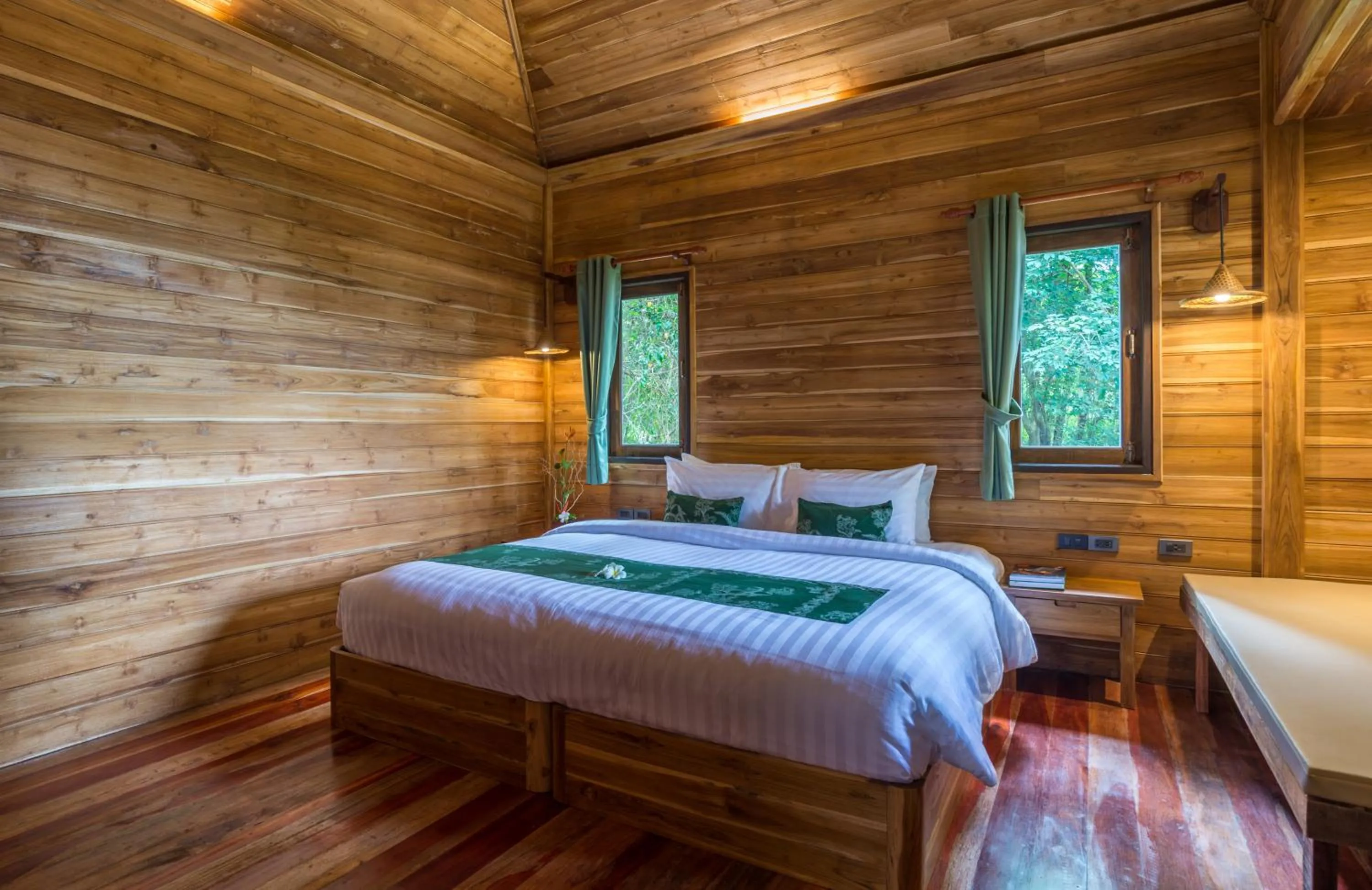 Bedroom, Bed in Koh Jum Ocean Beach Resort
